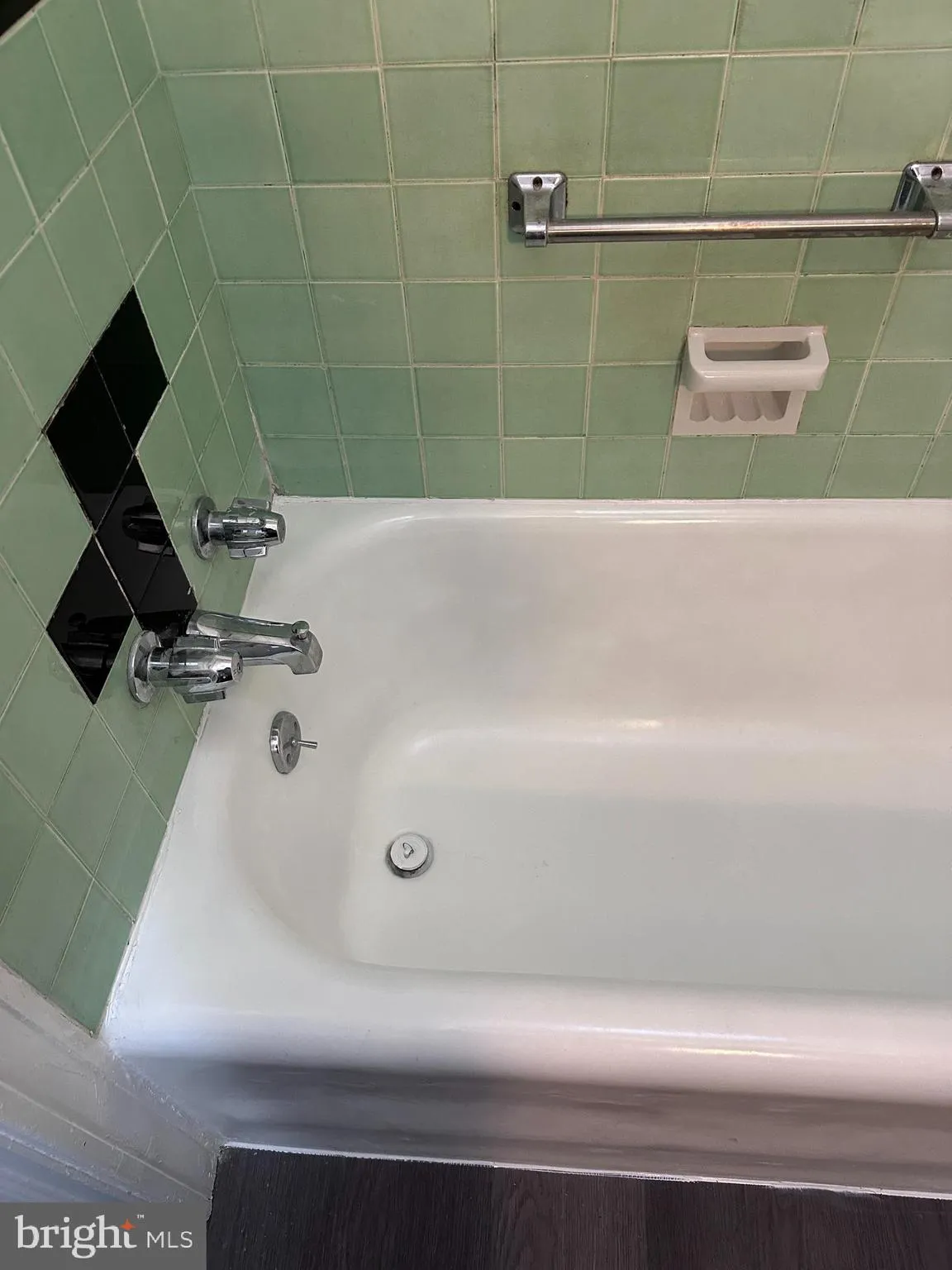 Philadelphia, Pennsylvania 19144, United States, 2 Bedrooms Bedrooms, ,1 BathroomBathrooms,Residential,Active,40374