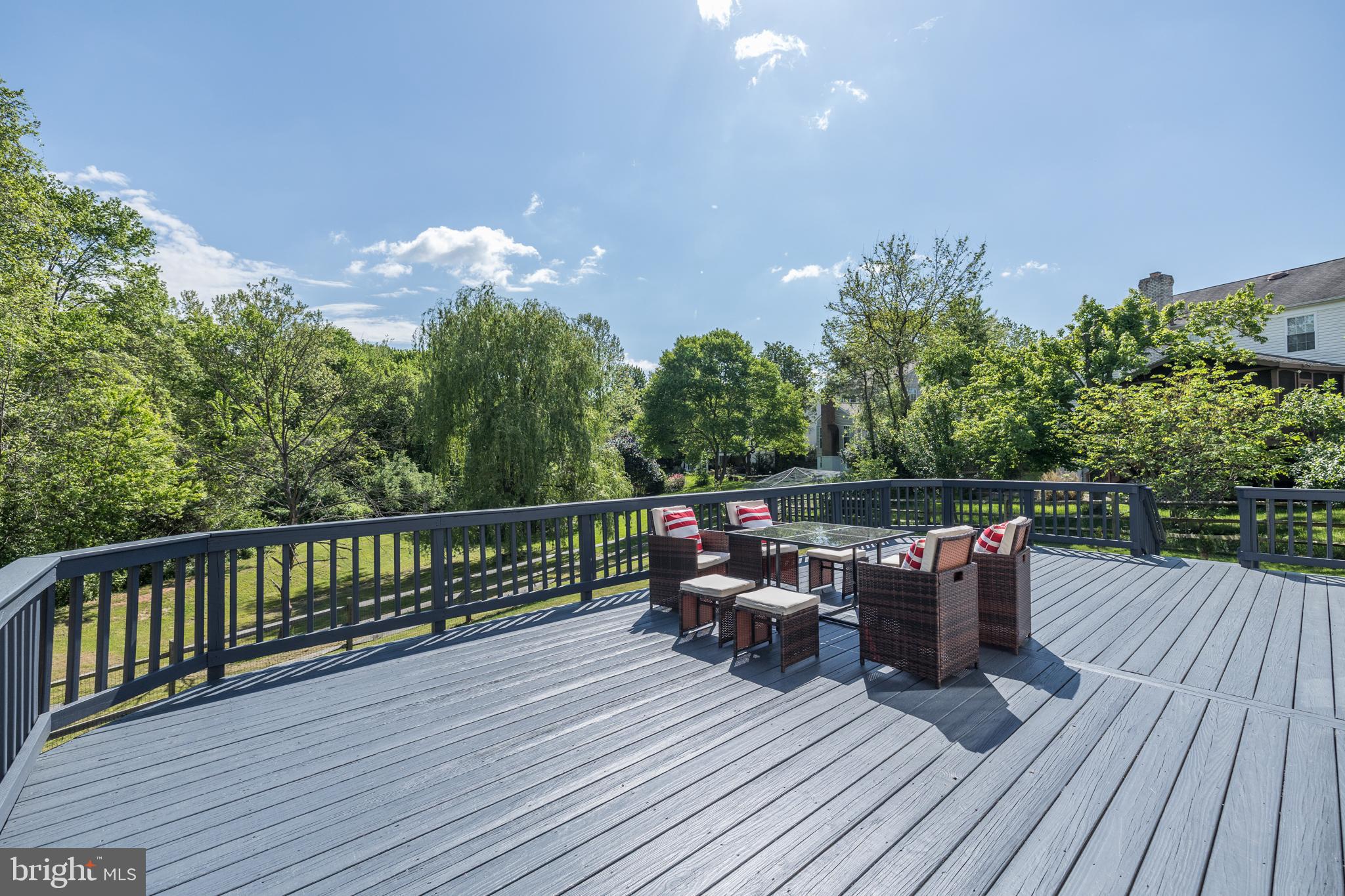 DRANESVILLE ESTATES - Residential