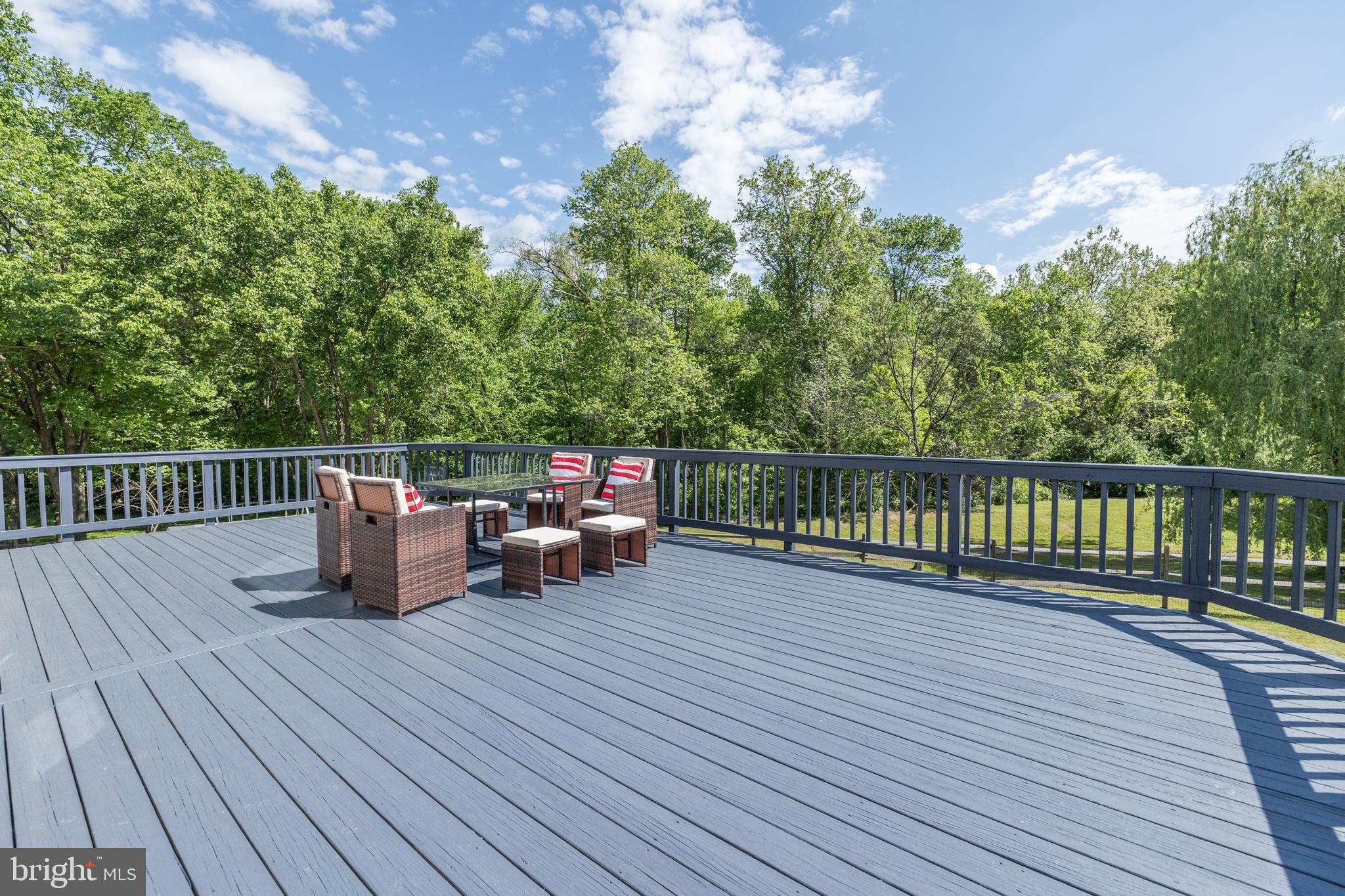 DRANESVILLE ESTATES - Residential