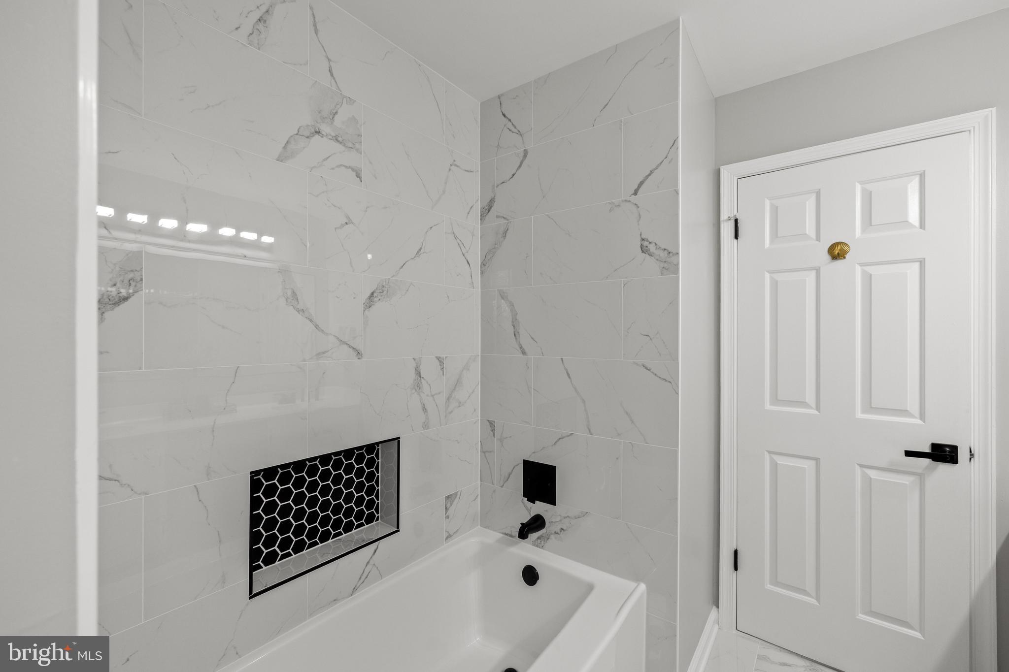 DRANESVILLE ESTATES - Residential