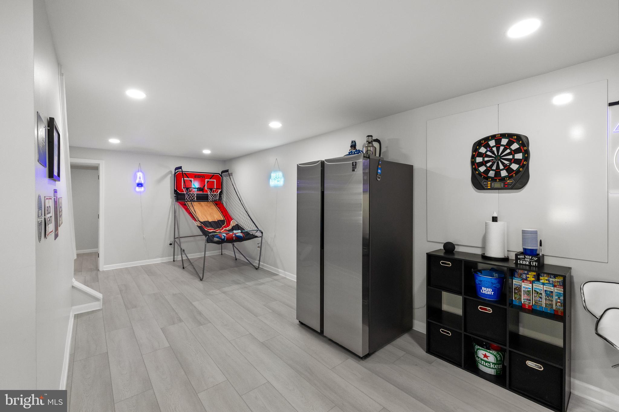 DRANESVILLE ESTATES - Residential