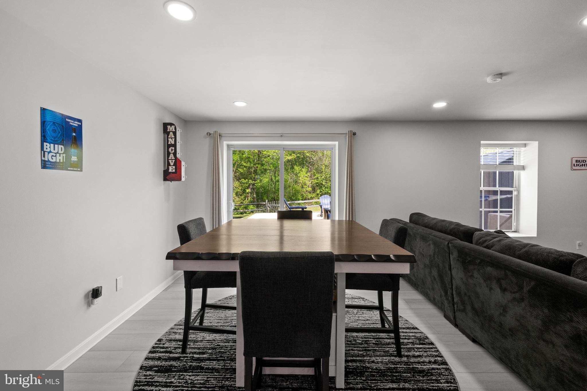 DRANESVILLE ESTATES - Residential