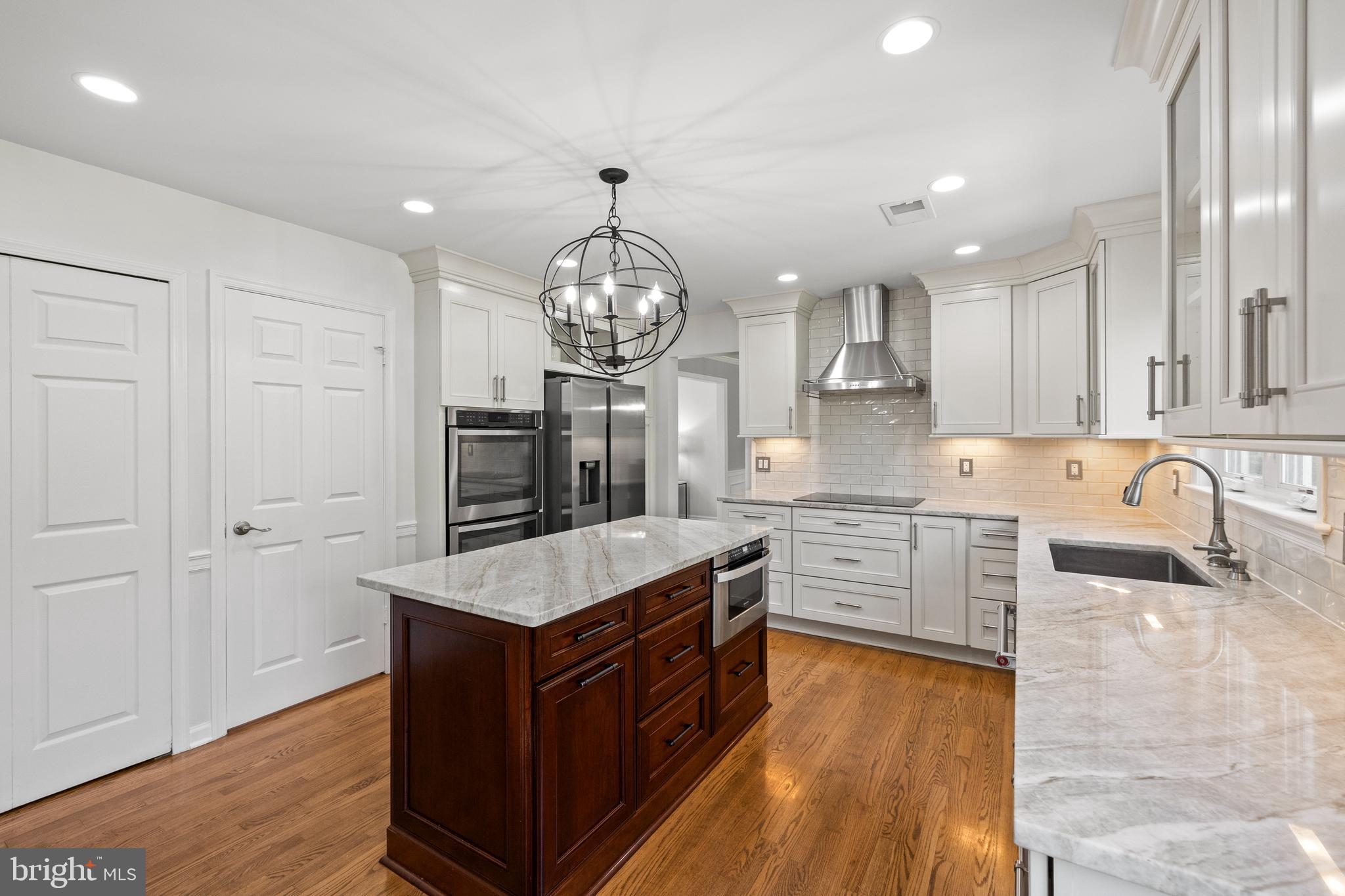 DRANESVILLE ESTATES - Residential