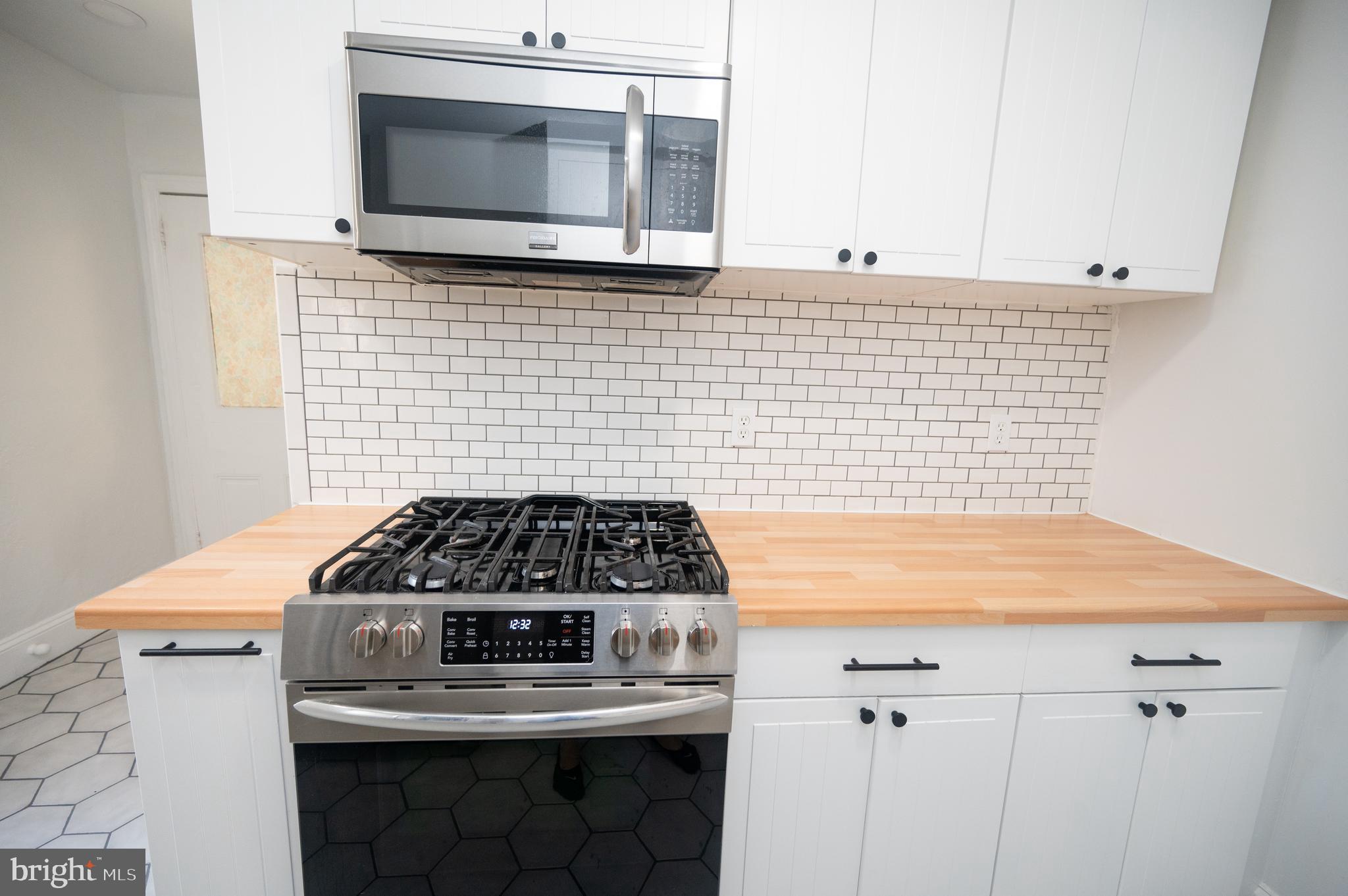 GERMANTOWN (EAST) - Residential