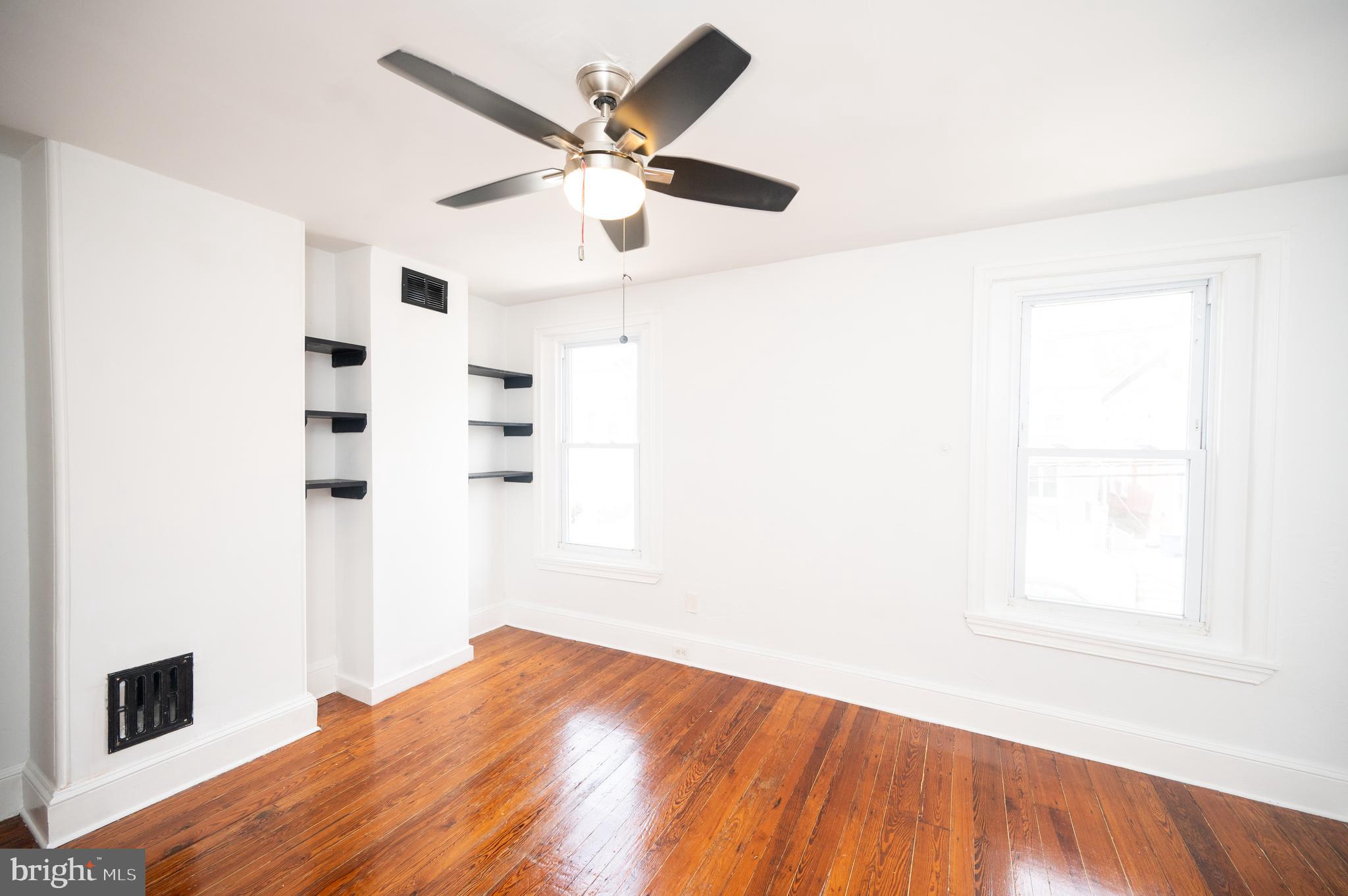 GERMANTOWN (EAST) - Residential