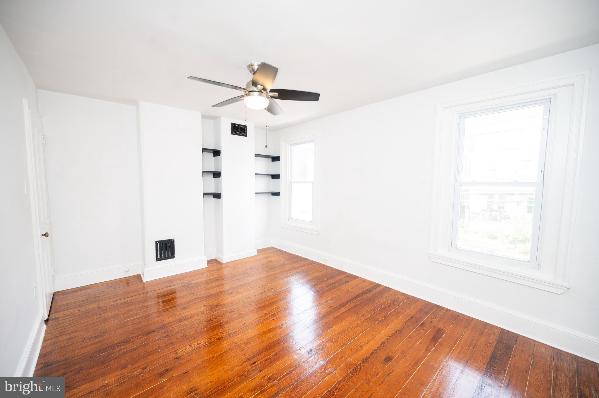 GERMANTOWN (EAST) - Residential