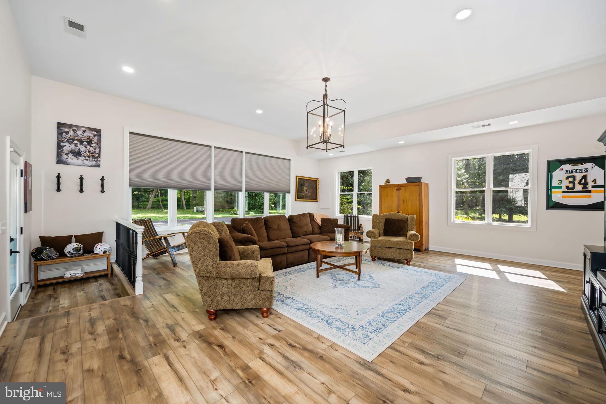 BENNETT POINT - Residential