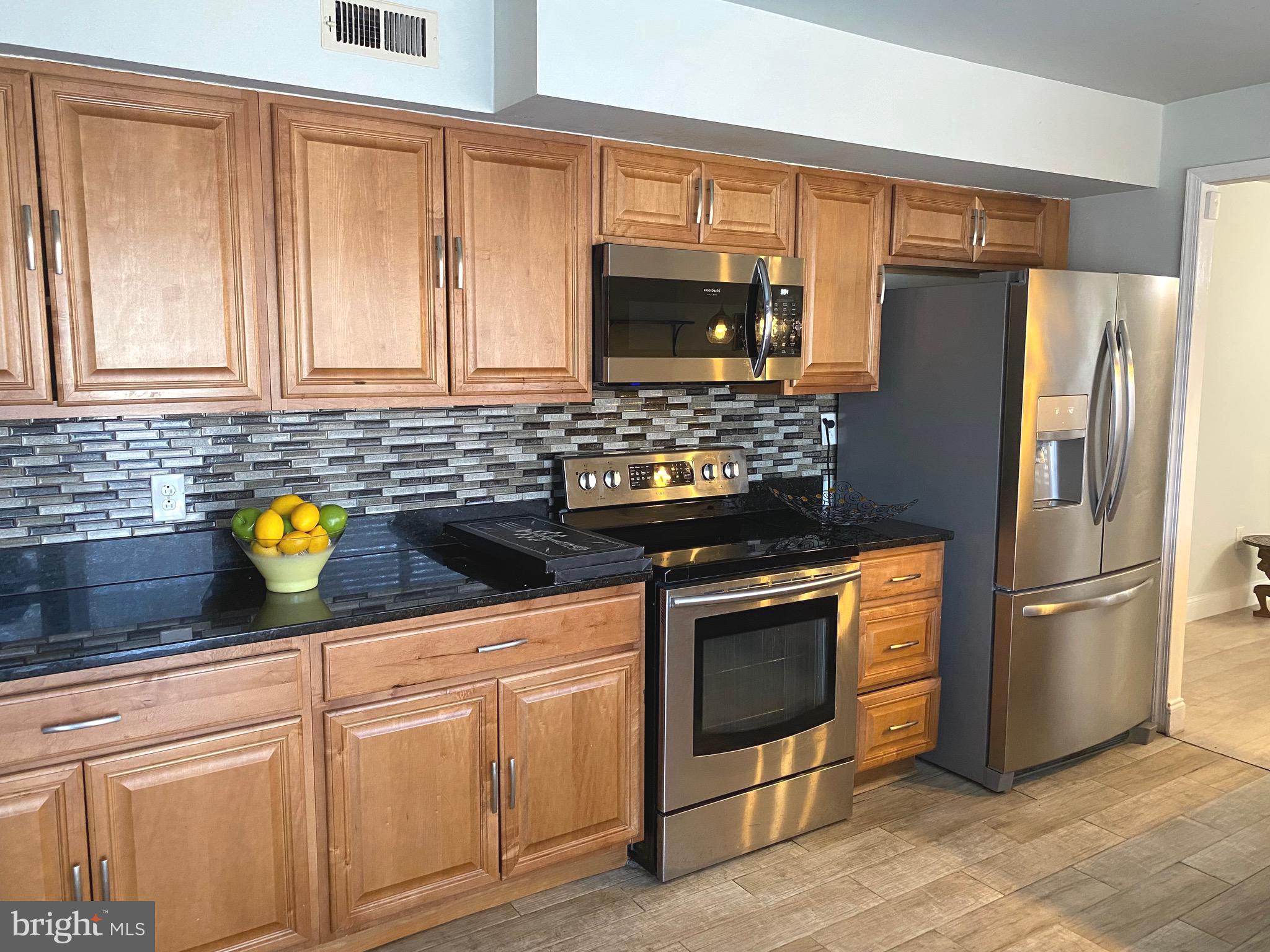 POINTER RIDGE - Residential