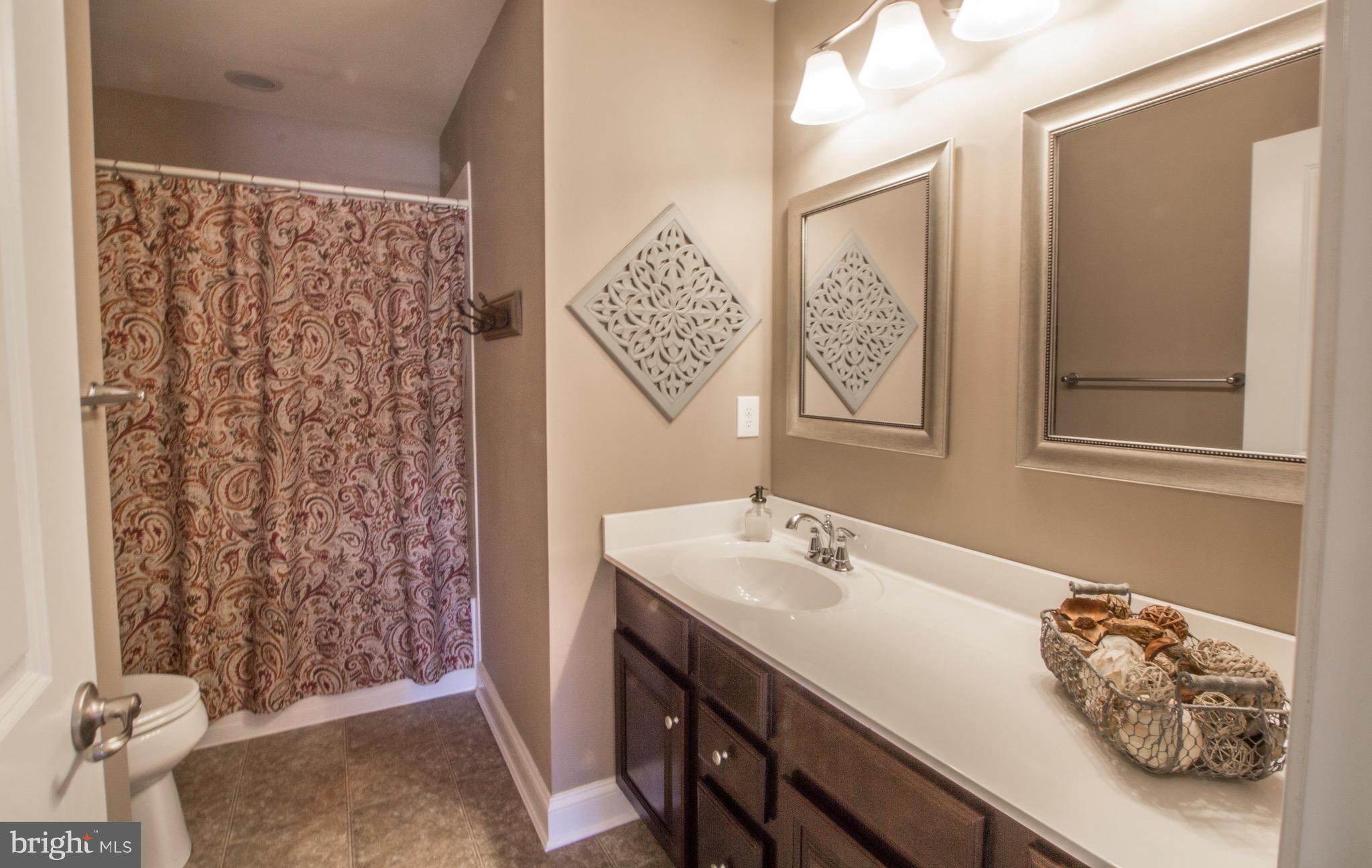 PATRIOTS GLEN - Residential