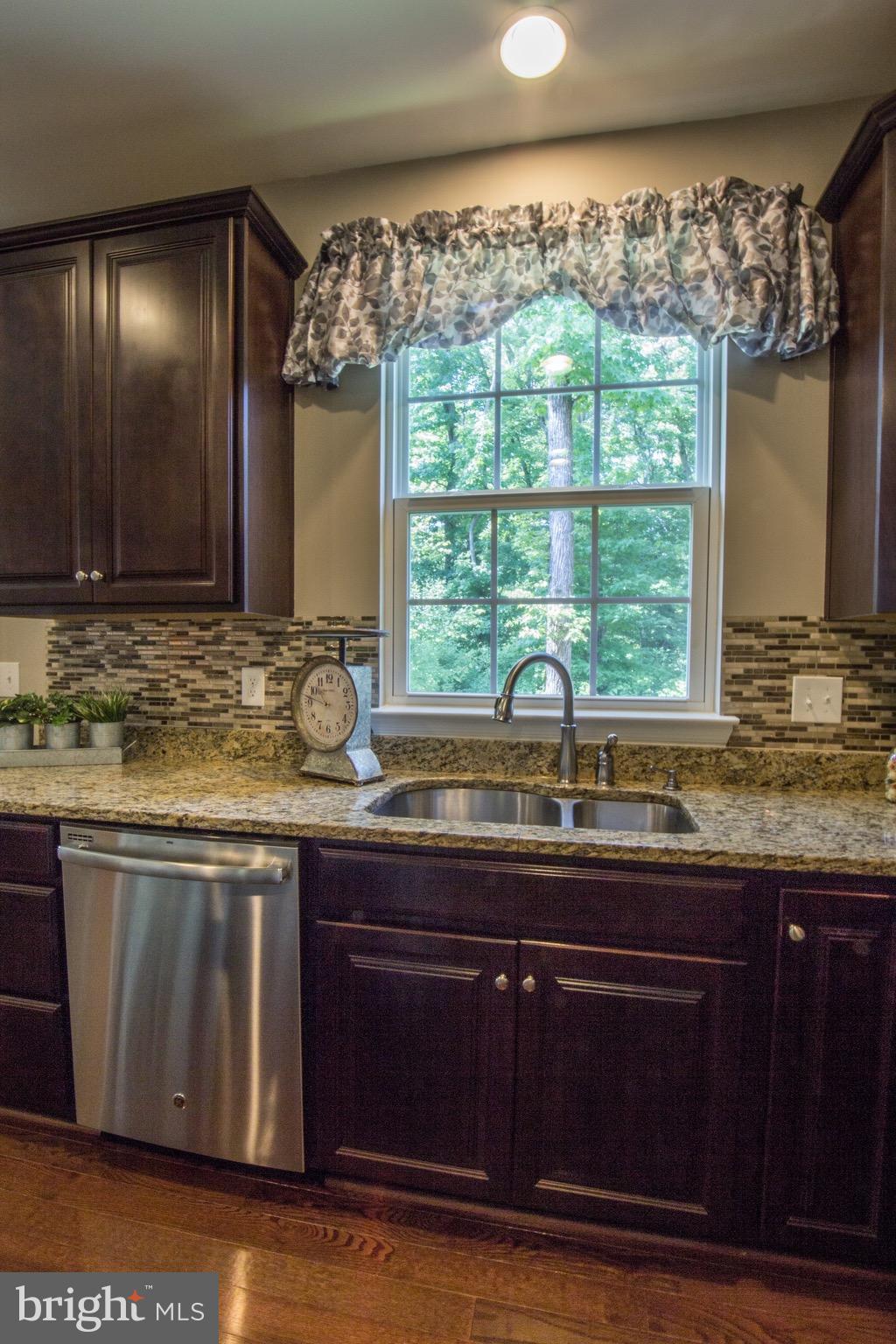 PATRIOTS GLEN - Residential