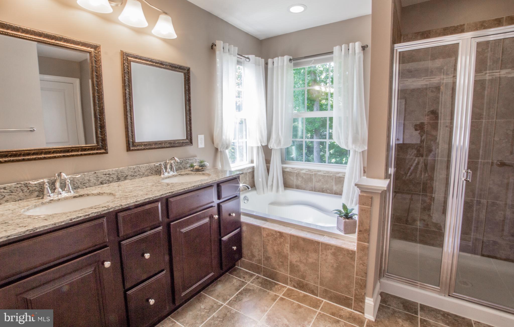 PATRIOTS GLEN - Residential