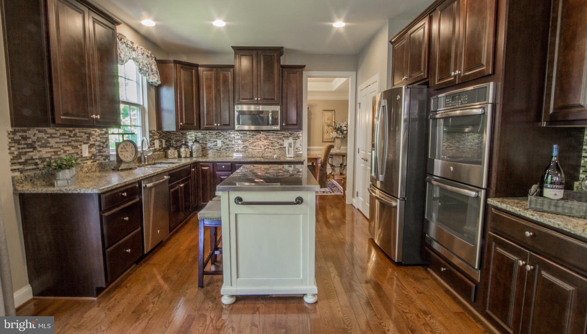 PATRIOTS GLEN - Residential