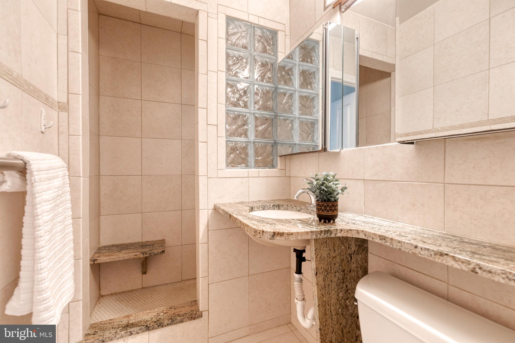 LONG REACH - Residential