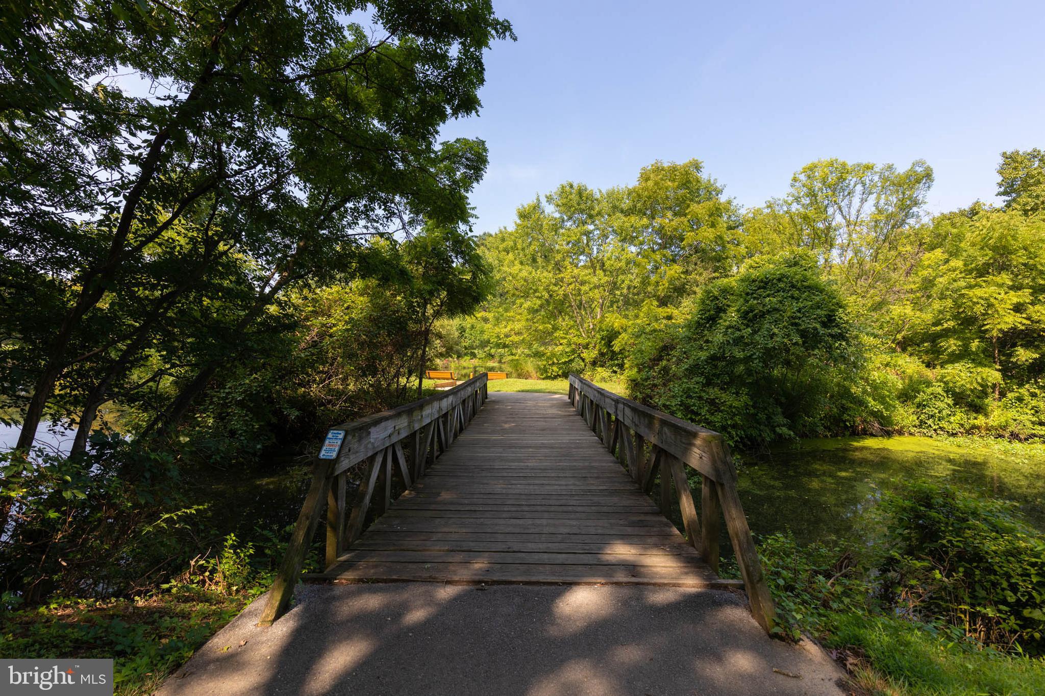 LONG REACH - Residential