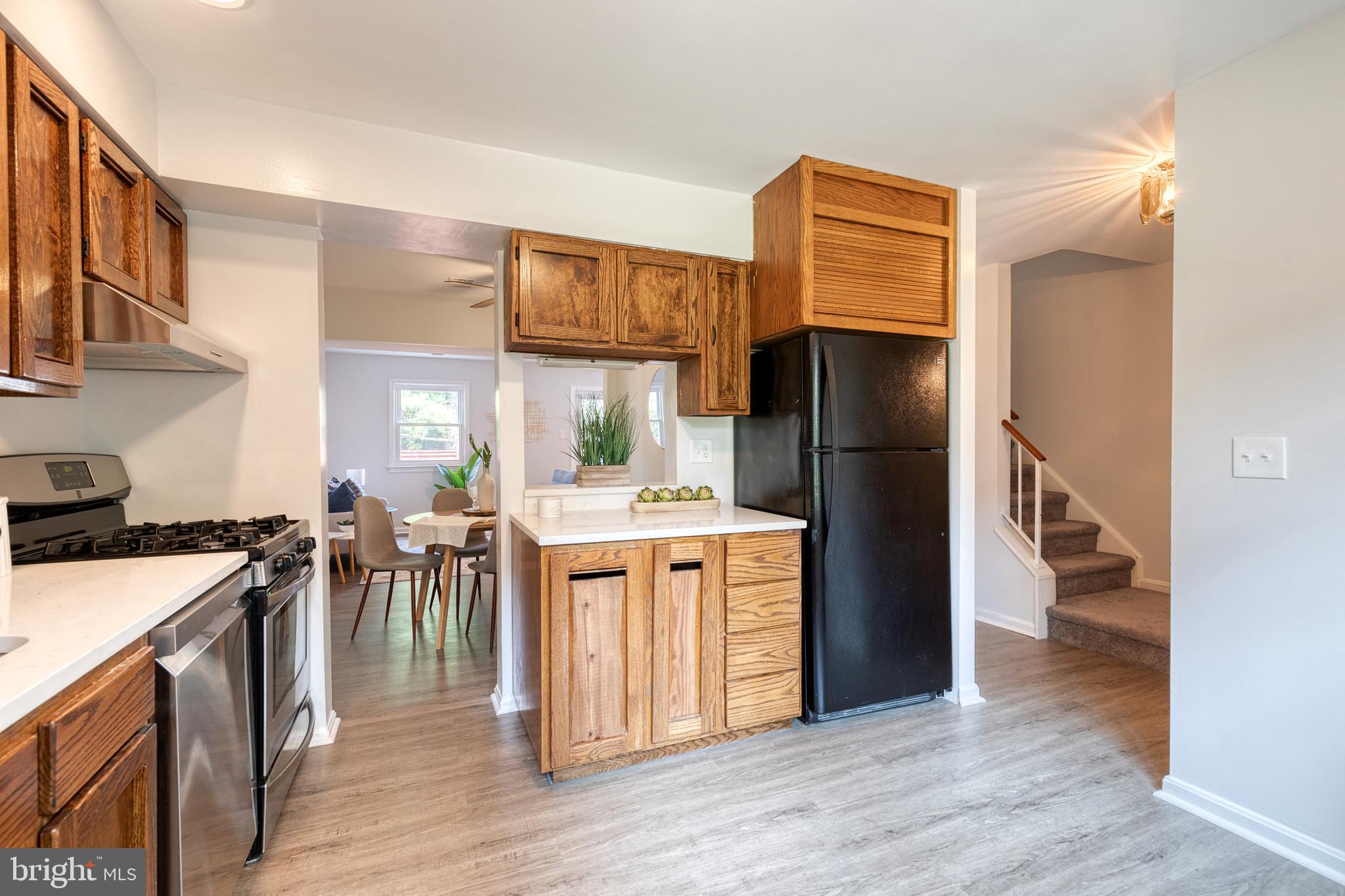 LONG REACH - Residential