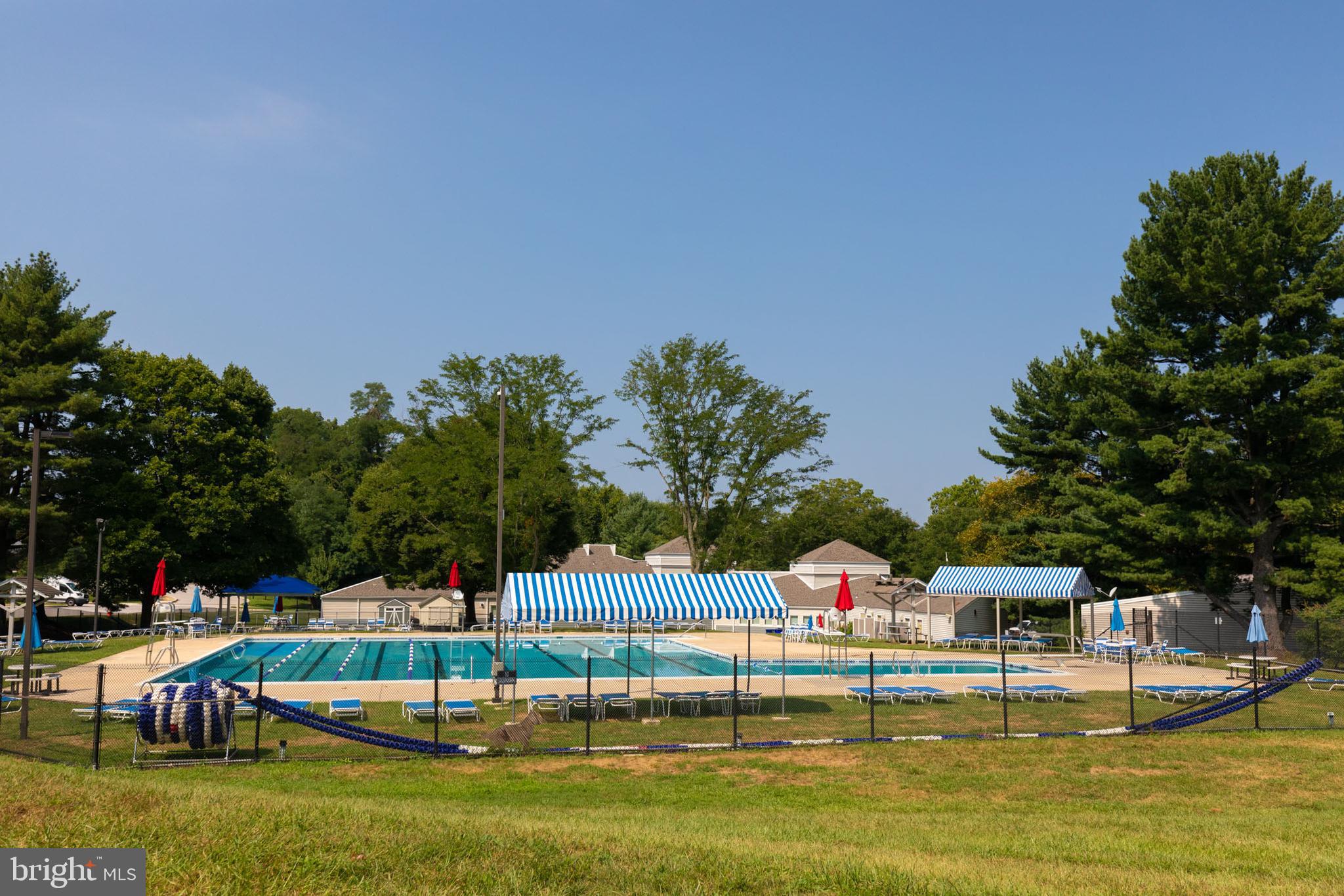 LONG REACH - Residential