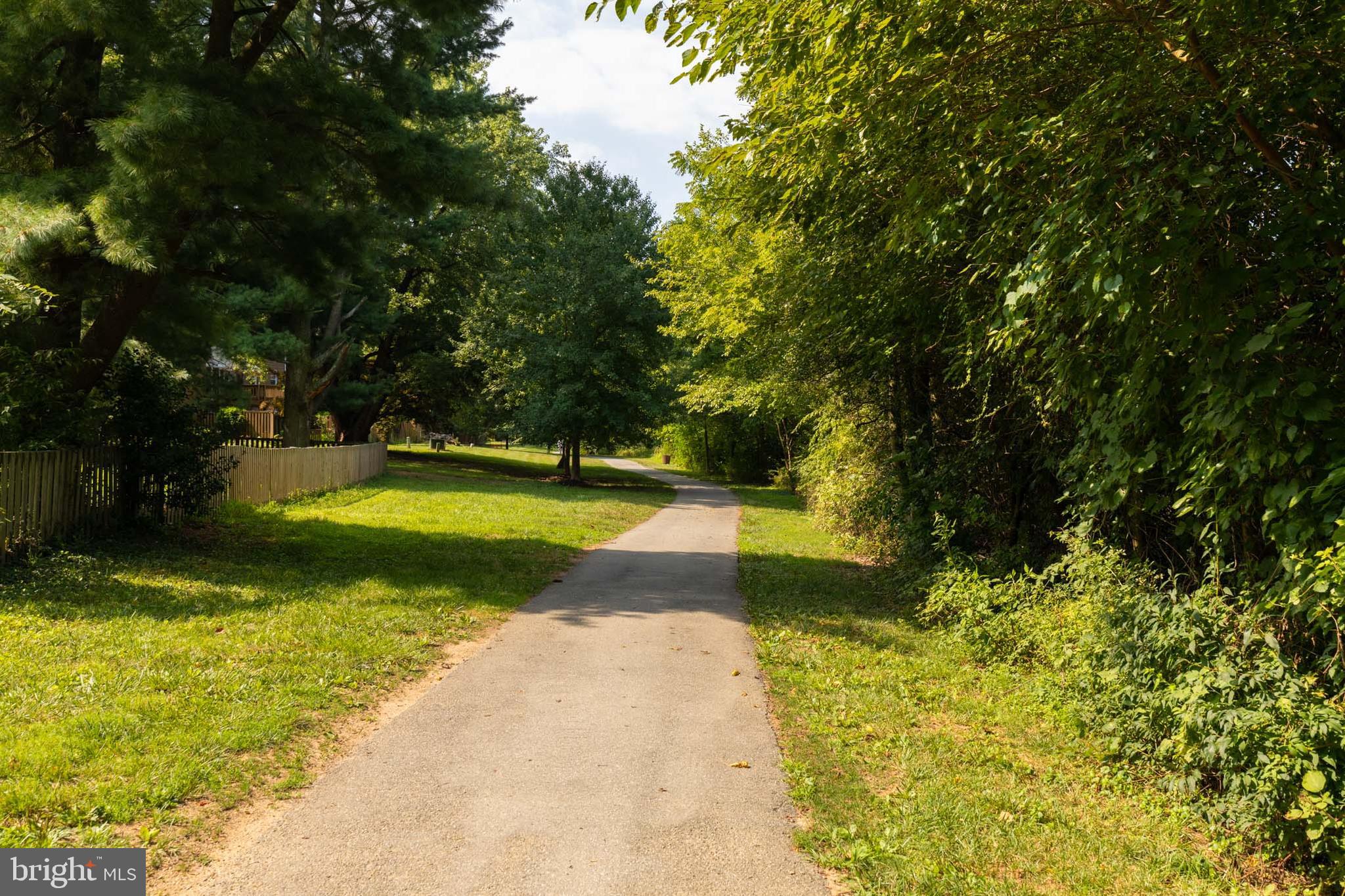 LONG REACH - Residential
