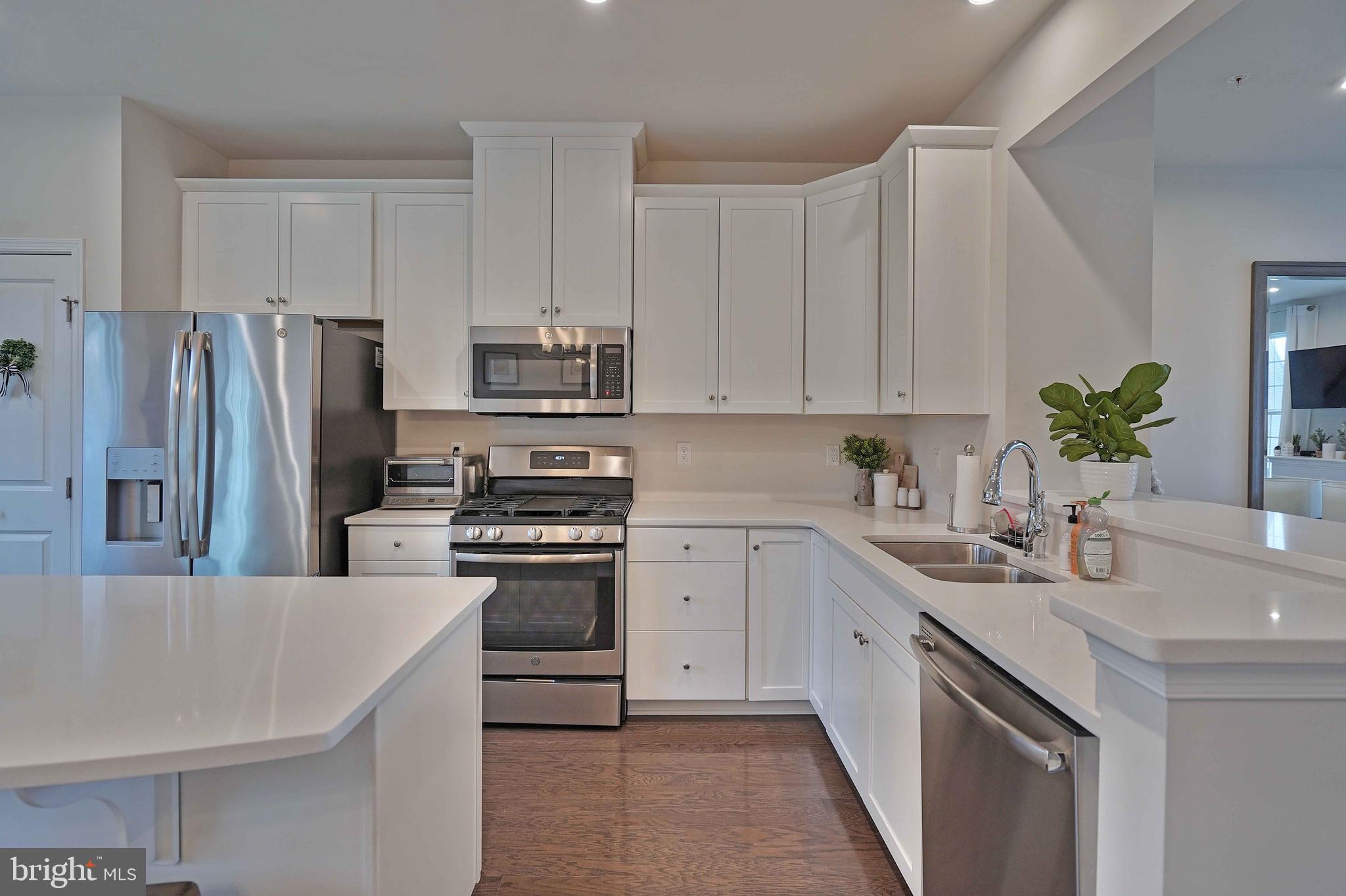 MALVERN WALK - Residential