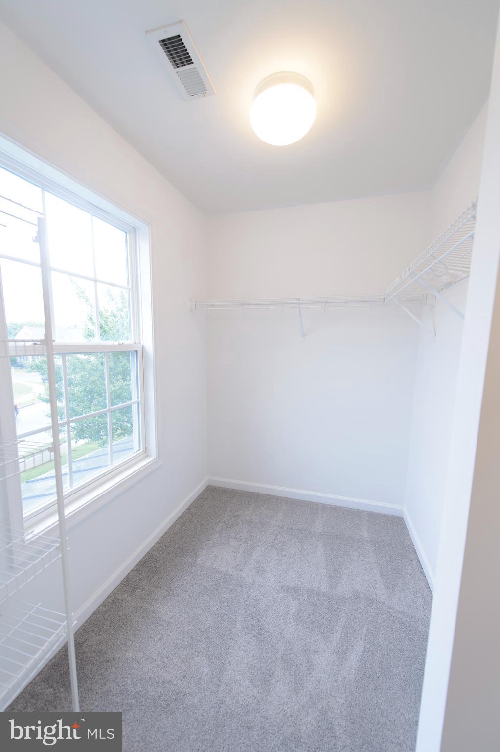 AUSTIN RIDGE - Residential