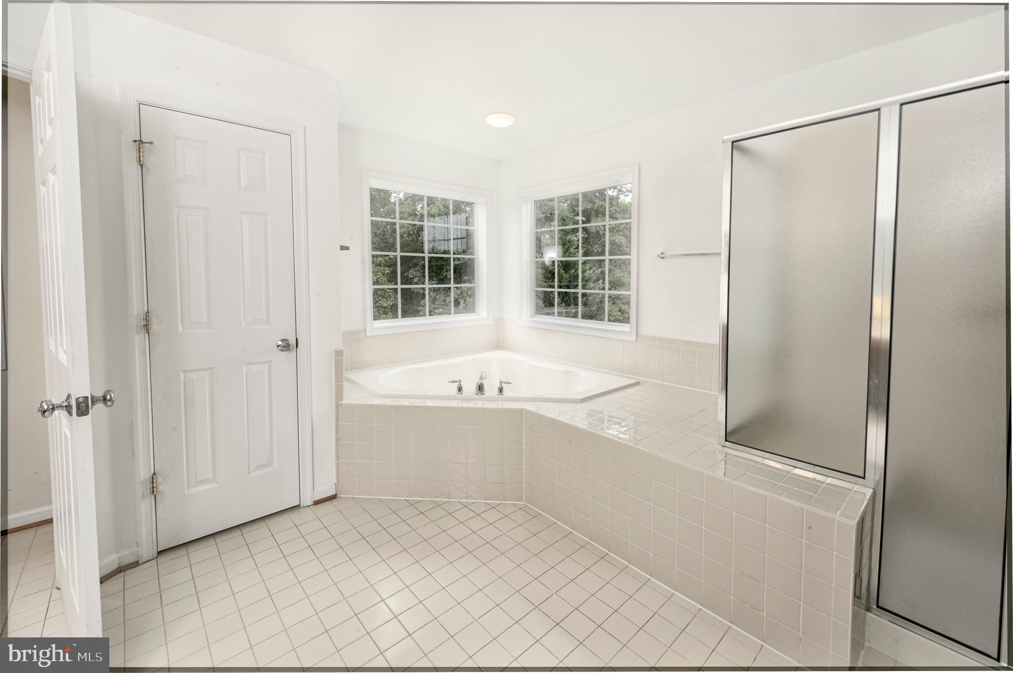 AUSTIN RIDGE - Residential