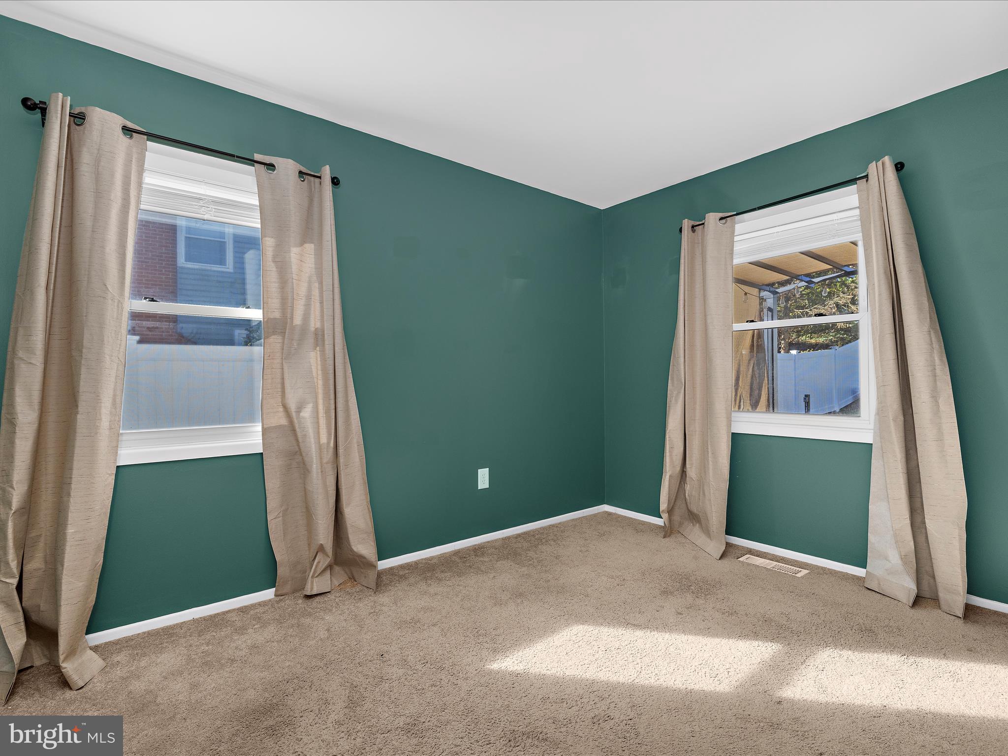 MEADOWBROOK AT BELAIR - Residential