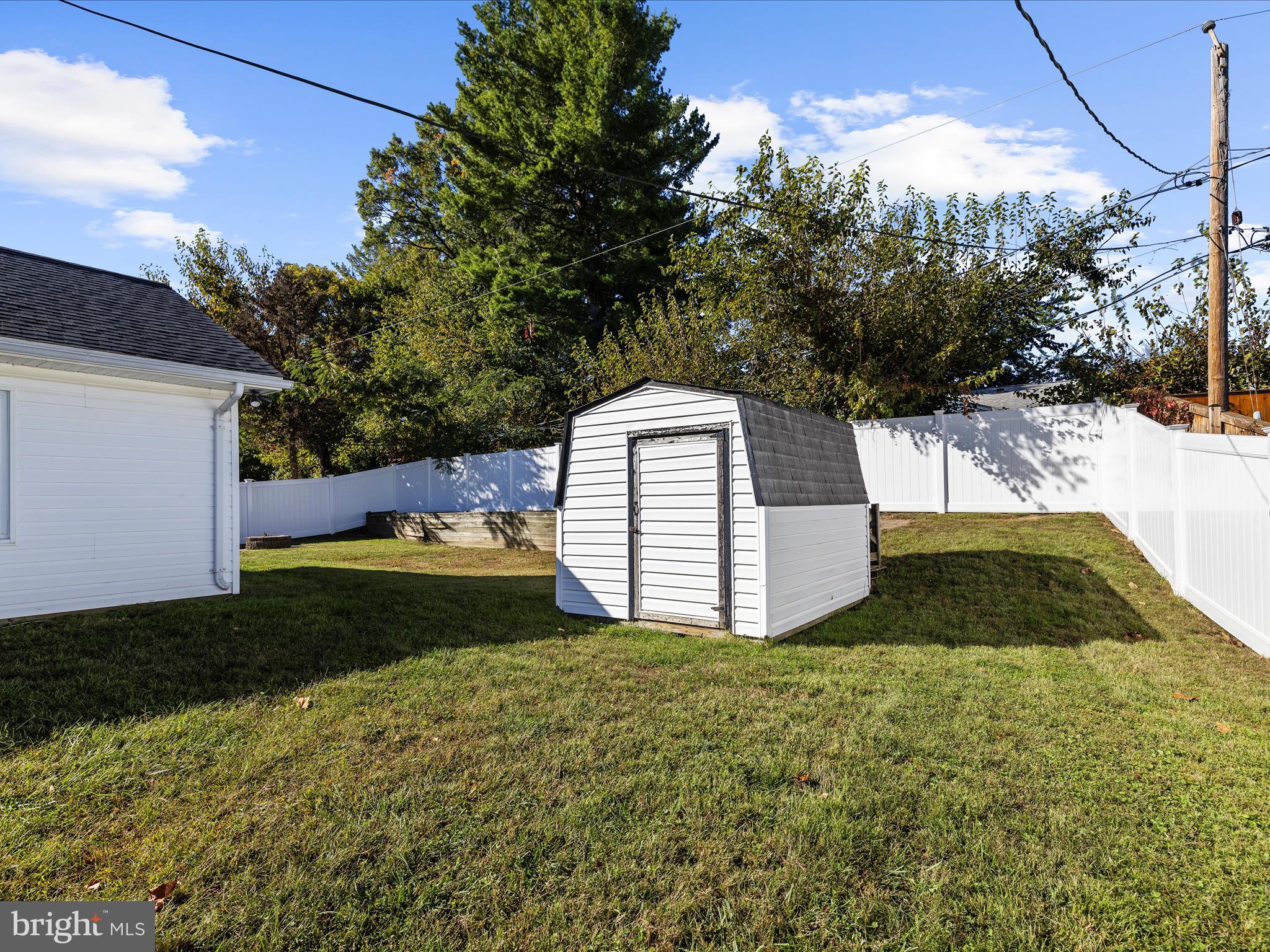 MEADOWBROOK AT BELAIR - Residential