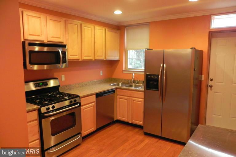 WASHINGTON VILLAGE - Residential Lease