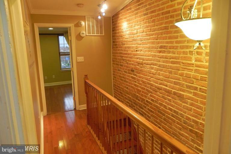 WASHINGTON VILLAGE - Residential Lease