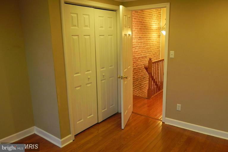 WASHINGTON VILLAGE - Residential Lease