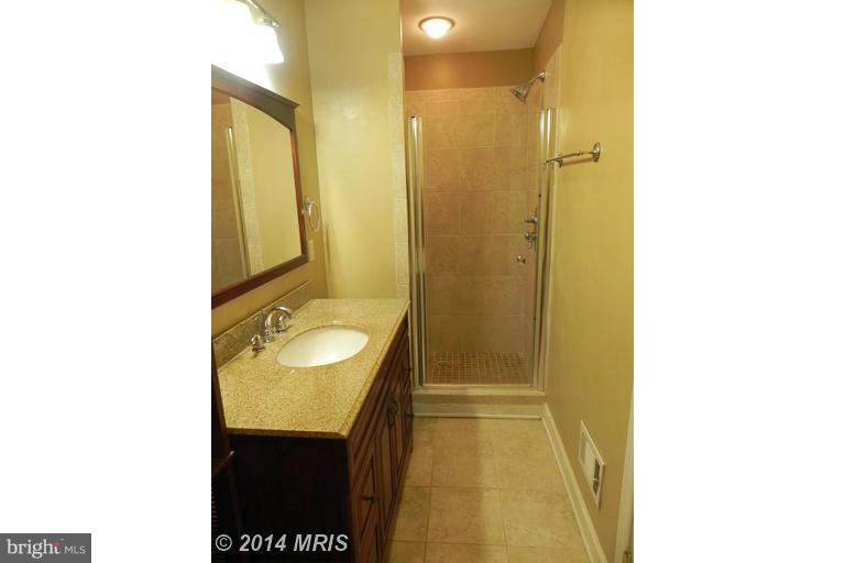 WASHINGTON VILLAGE - Residential Lease