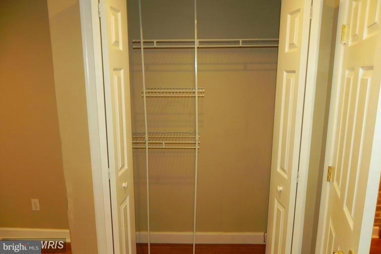 WASHINGTON VILLAGE - Residential Lease