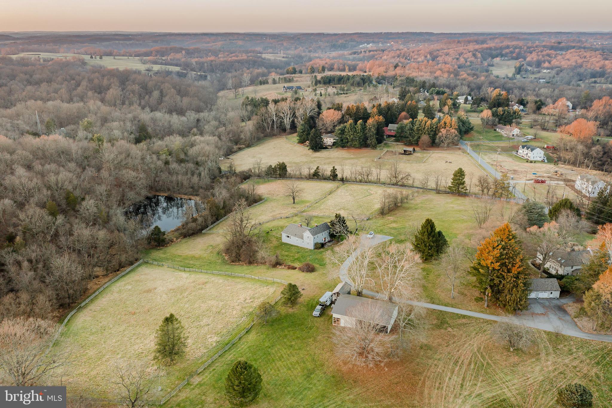 HUNT COUNTRY - Residential