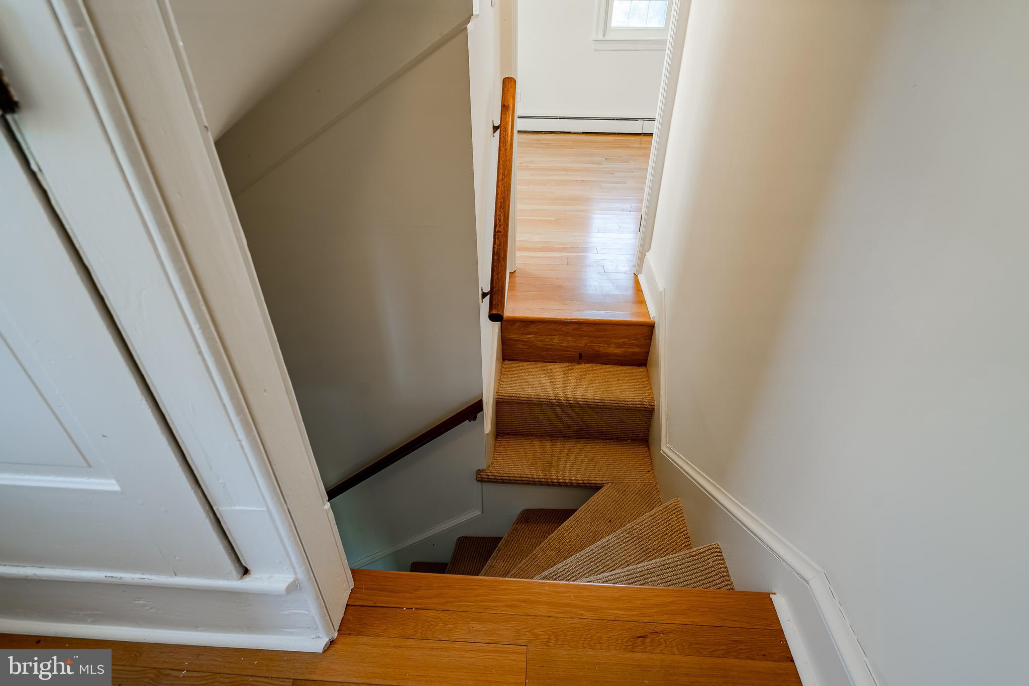 HUNT COUNTRY - Residential