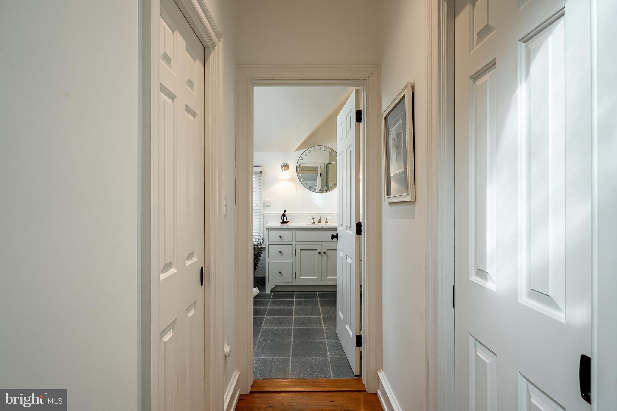 HUNT COUNTRY - Residential