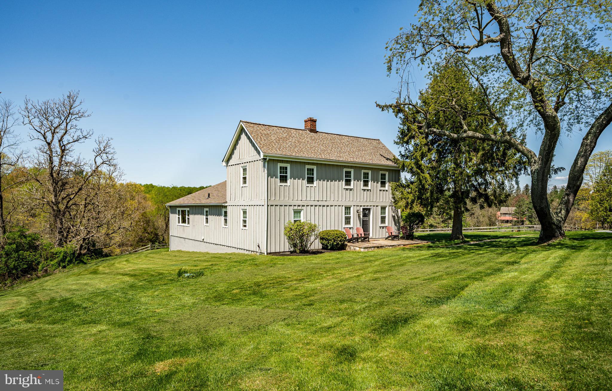 HUNT COUNTRY - Residential