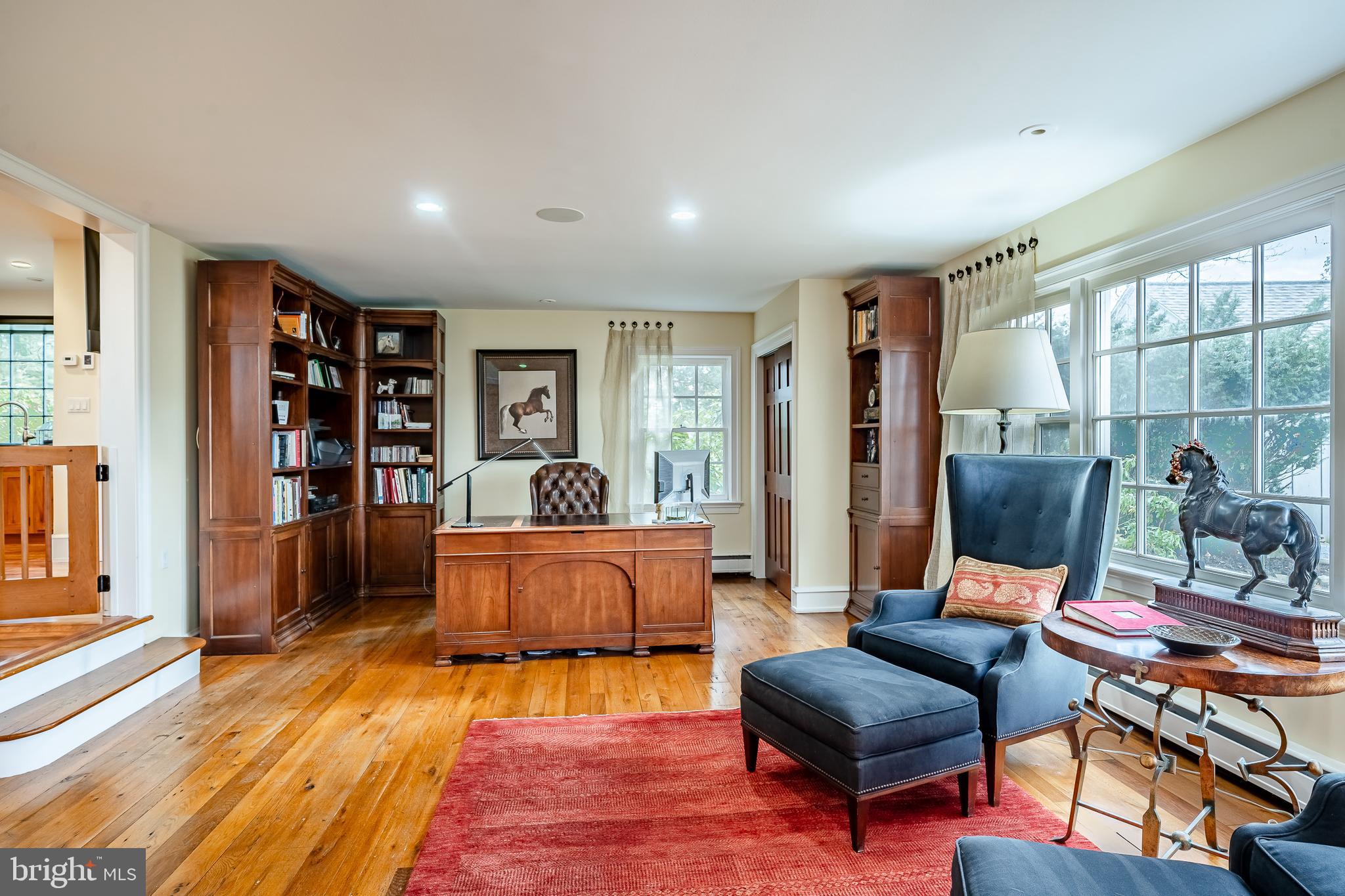 HUNT COUNTRY - Residential