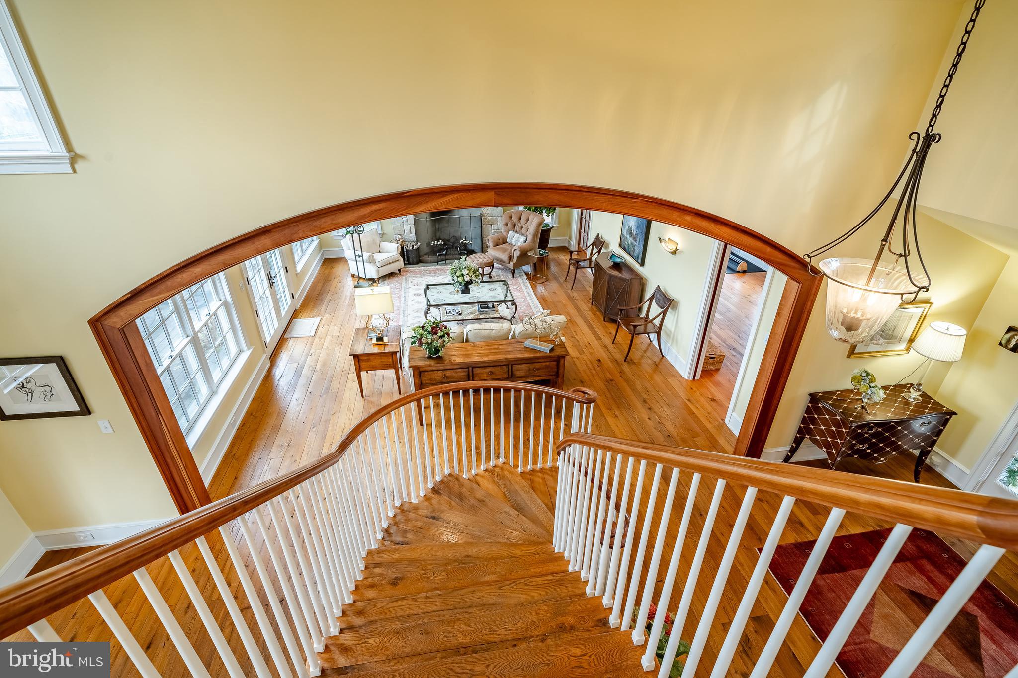 HUNT COUNTRY - Residential