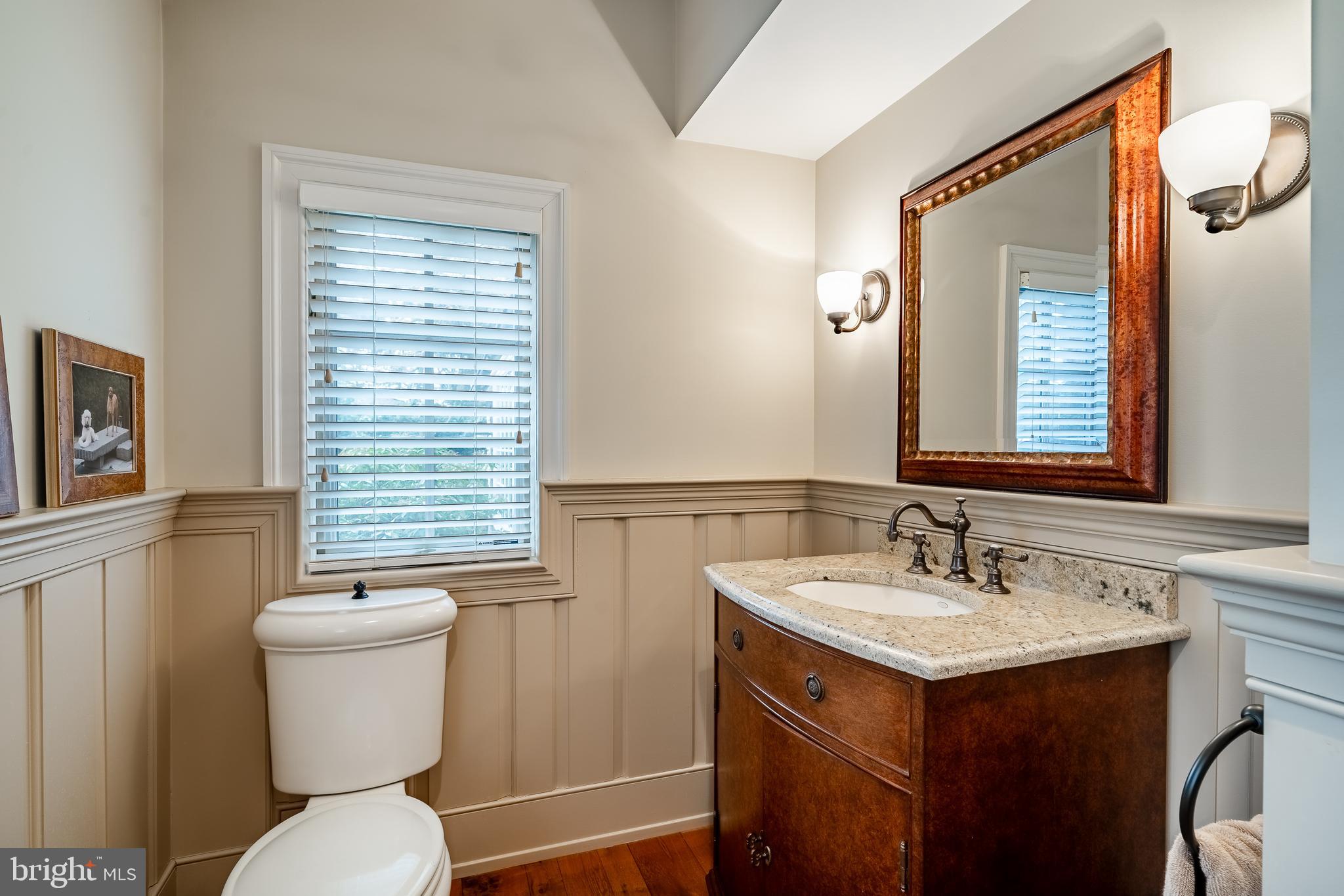 HUNT COUNTRY - Residential