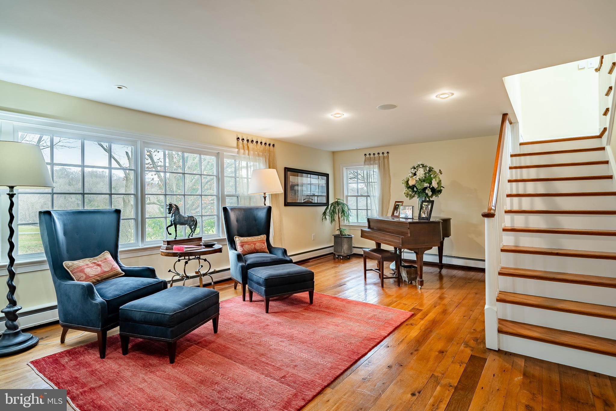 HUNT COUNTRY - Residential