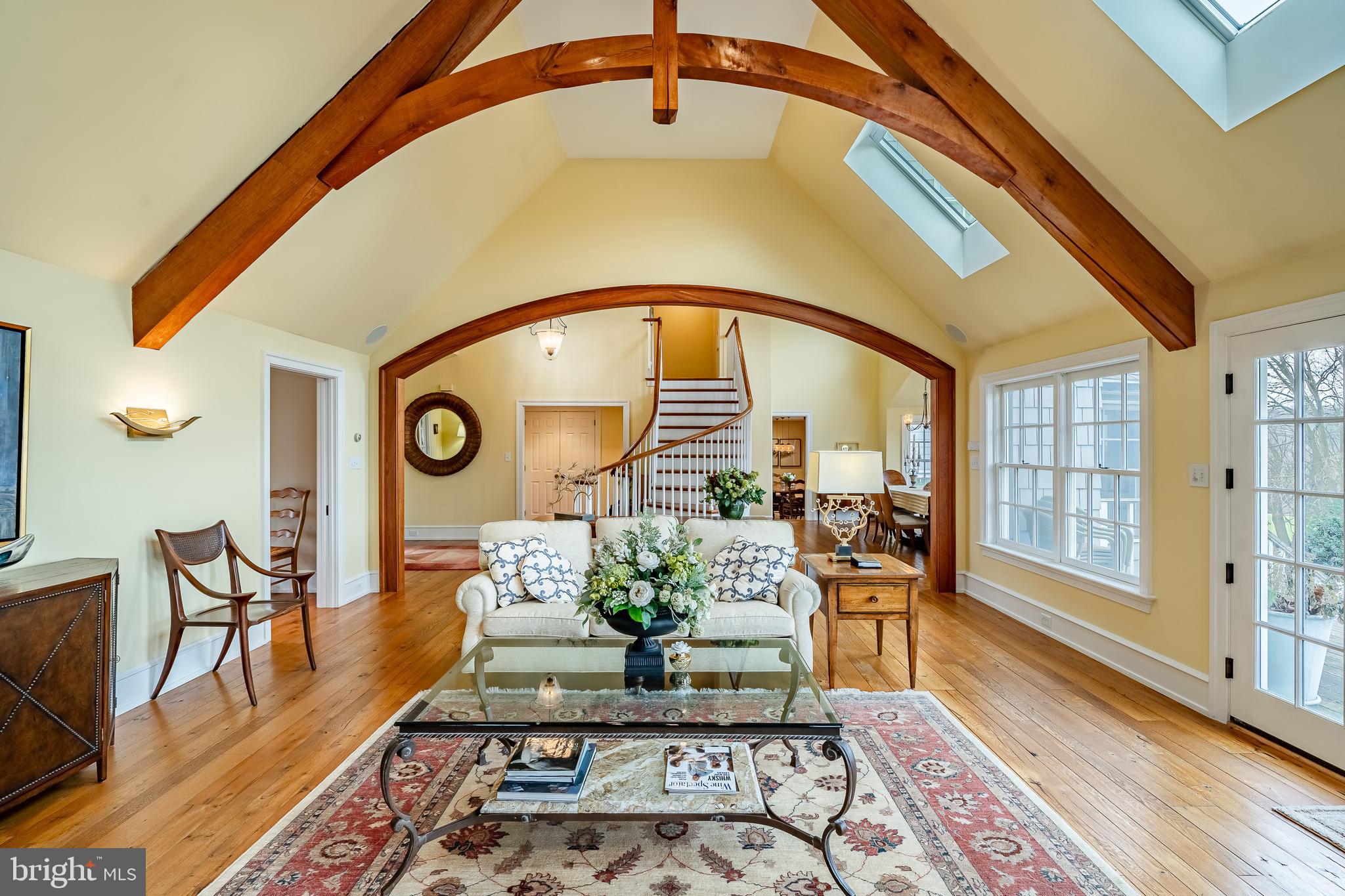 HUNT COUNTRY - Residential