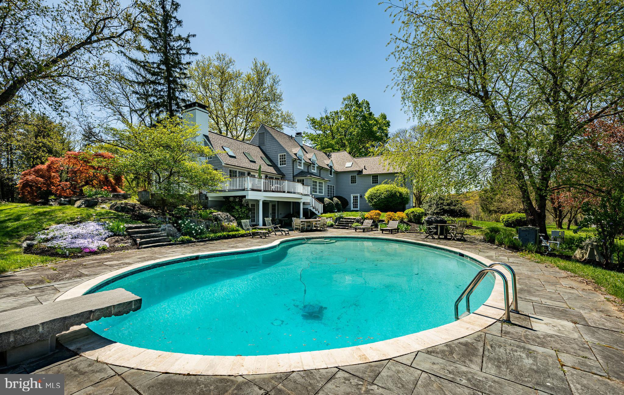 HUNT COUNTRY - Residential