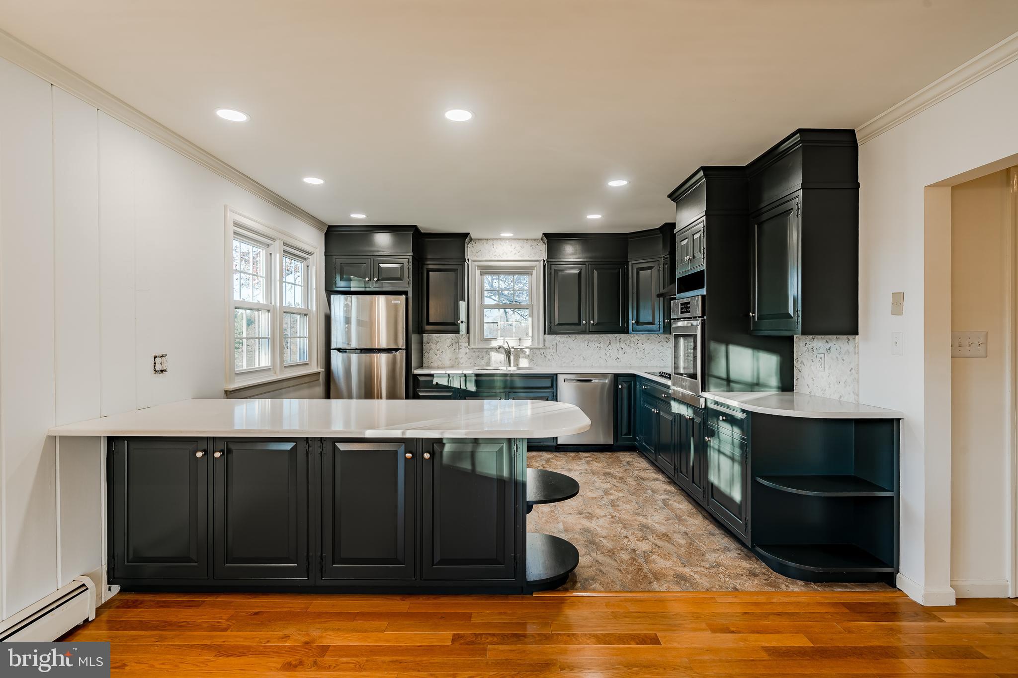 HUNT COUNTRY - Residential