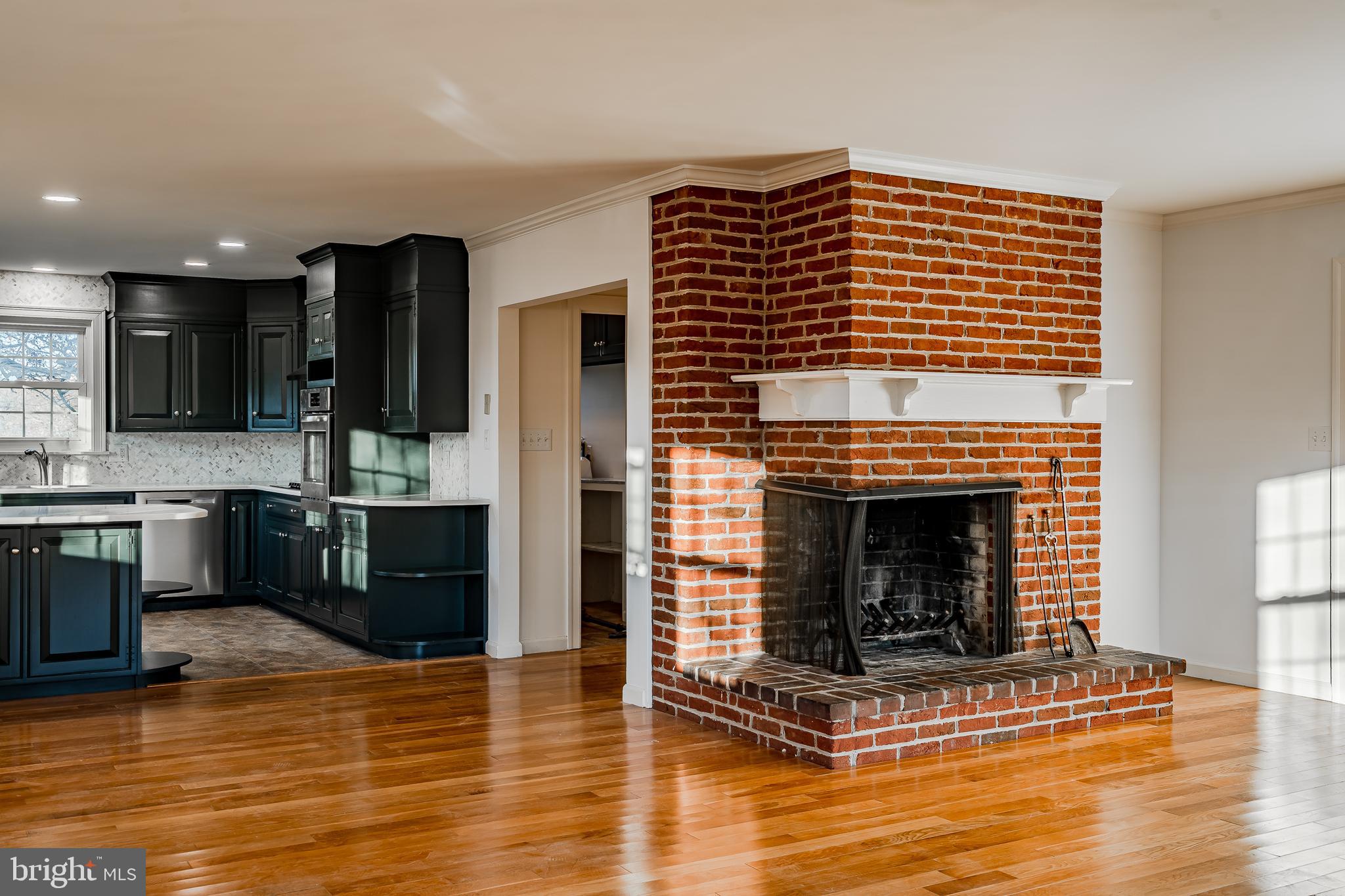 HUNT COUNTRY - Residential