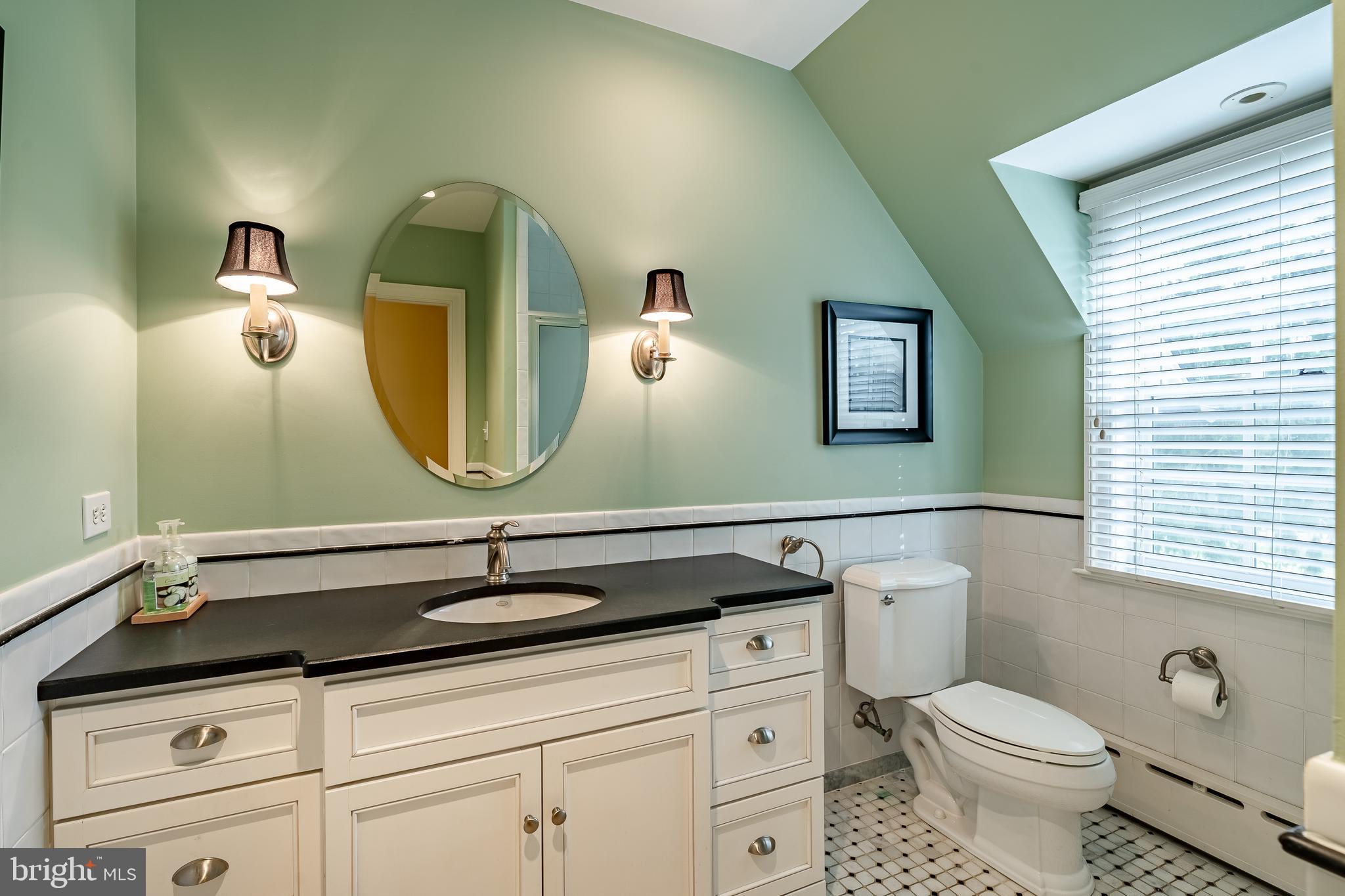 HUNT COUNTRY - Residential