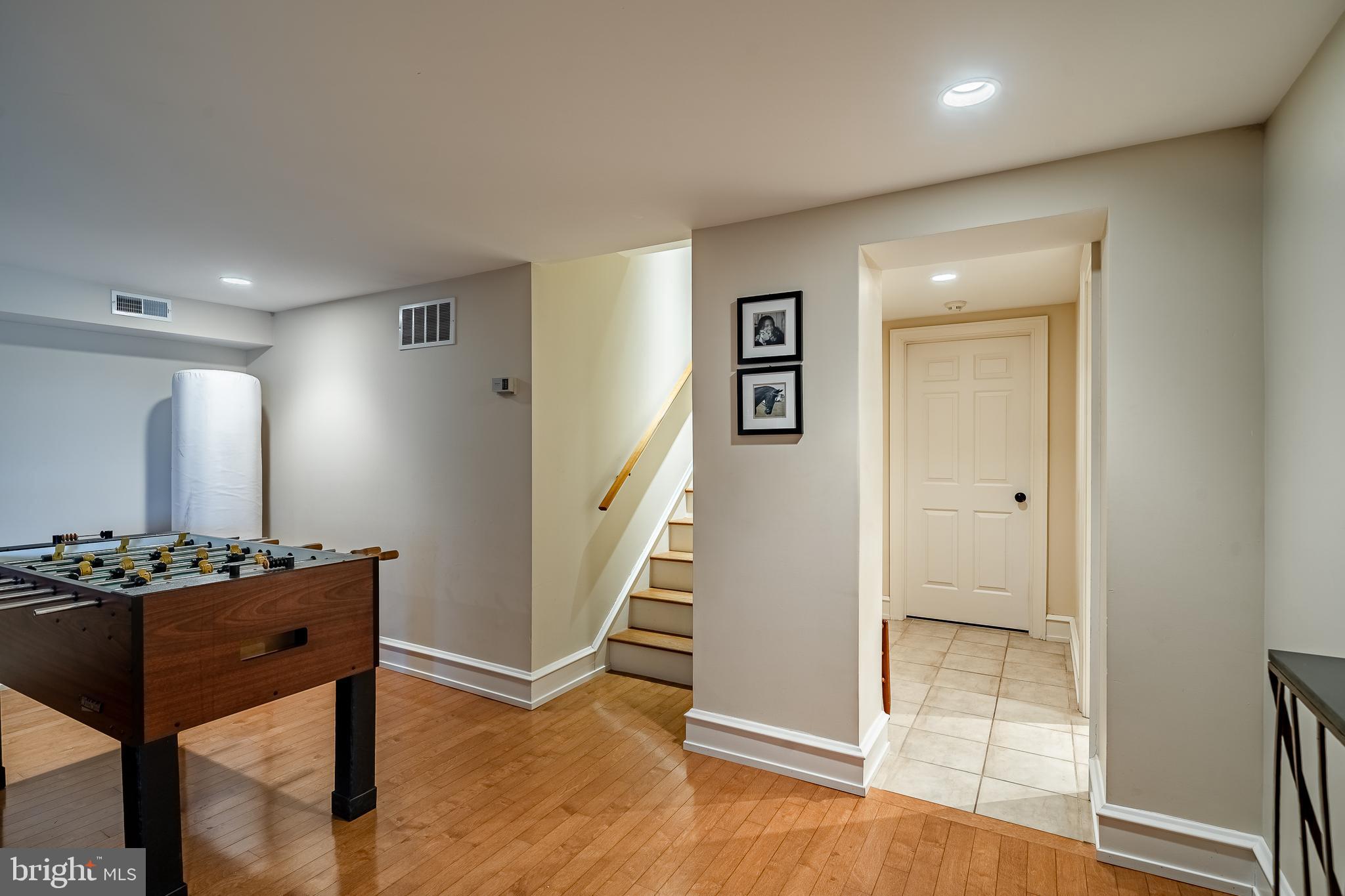 HUNT COUNTRY - Residential