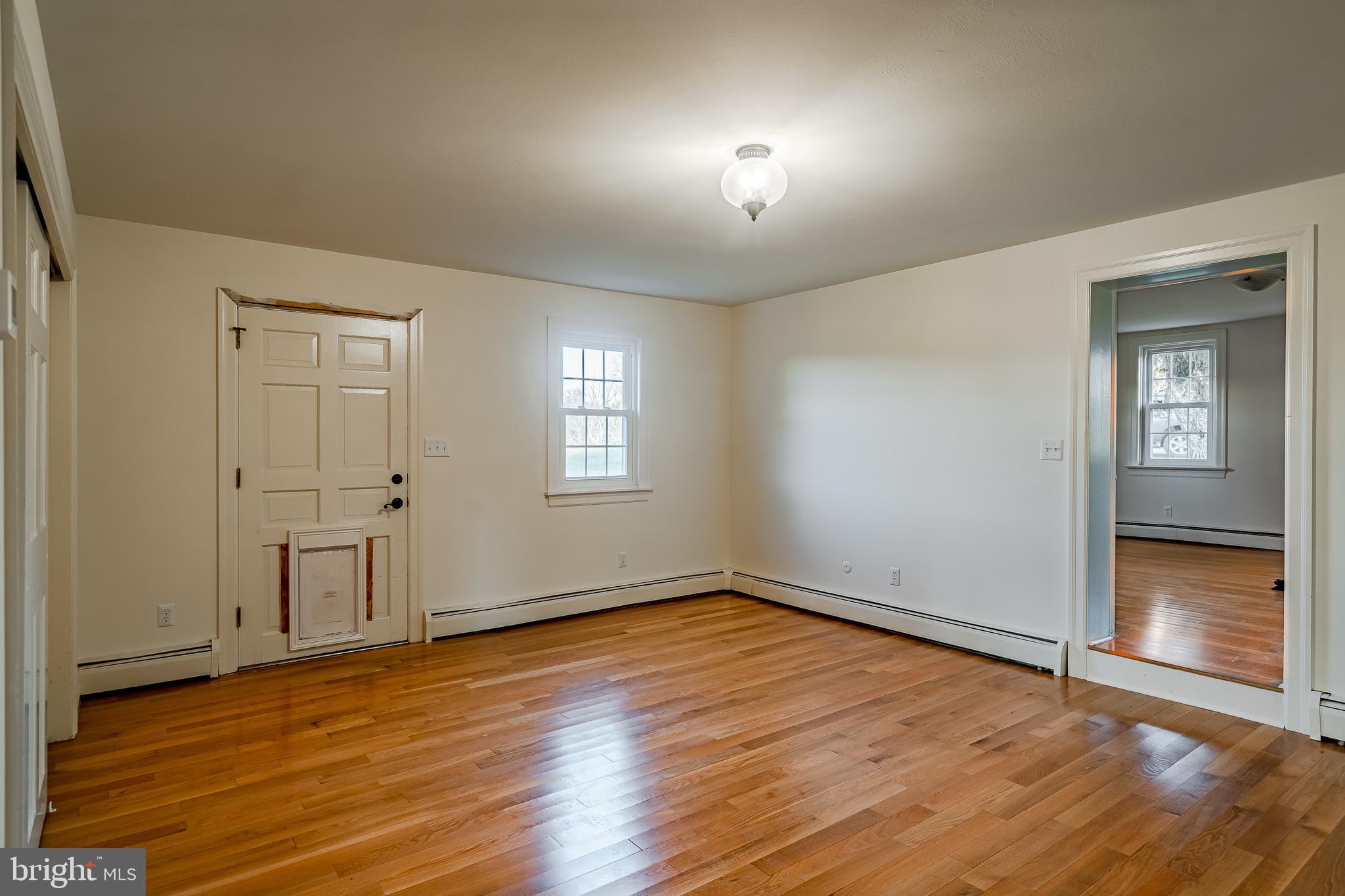 HUNT COUNTRY - Residential