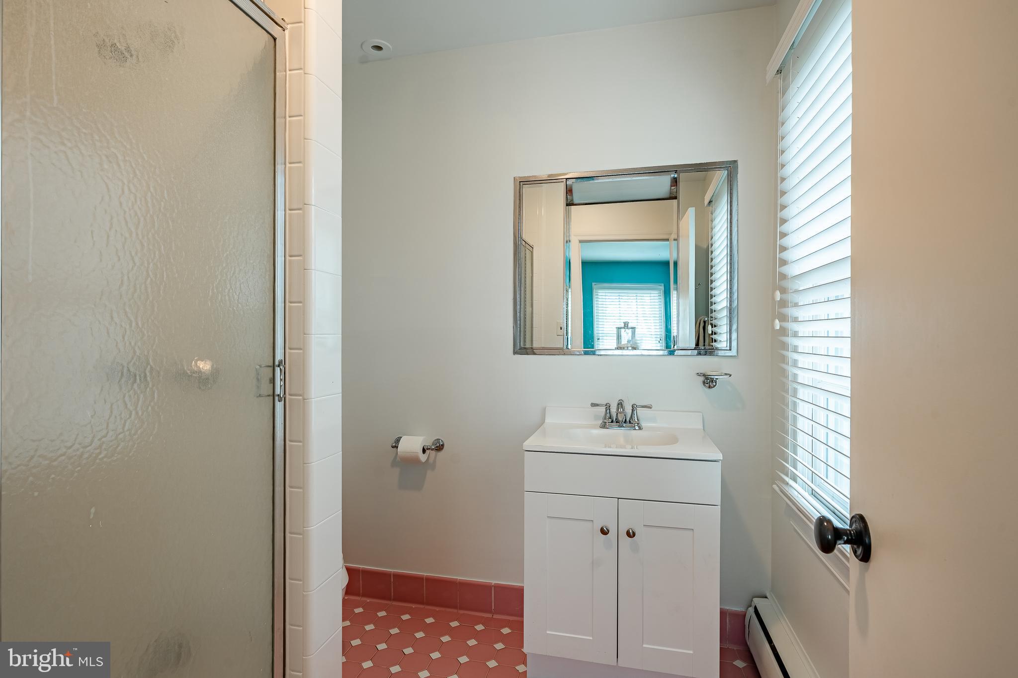 HUNT COUNTRY - Residential