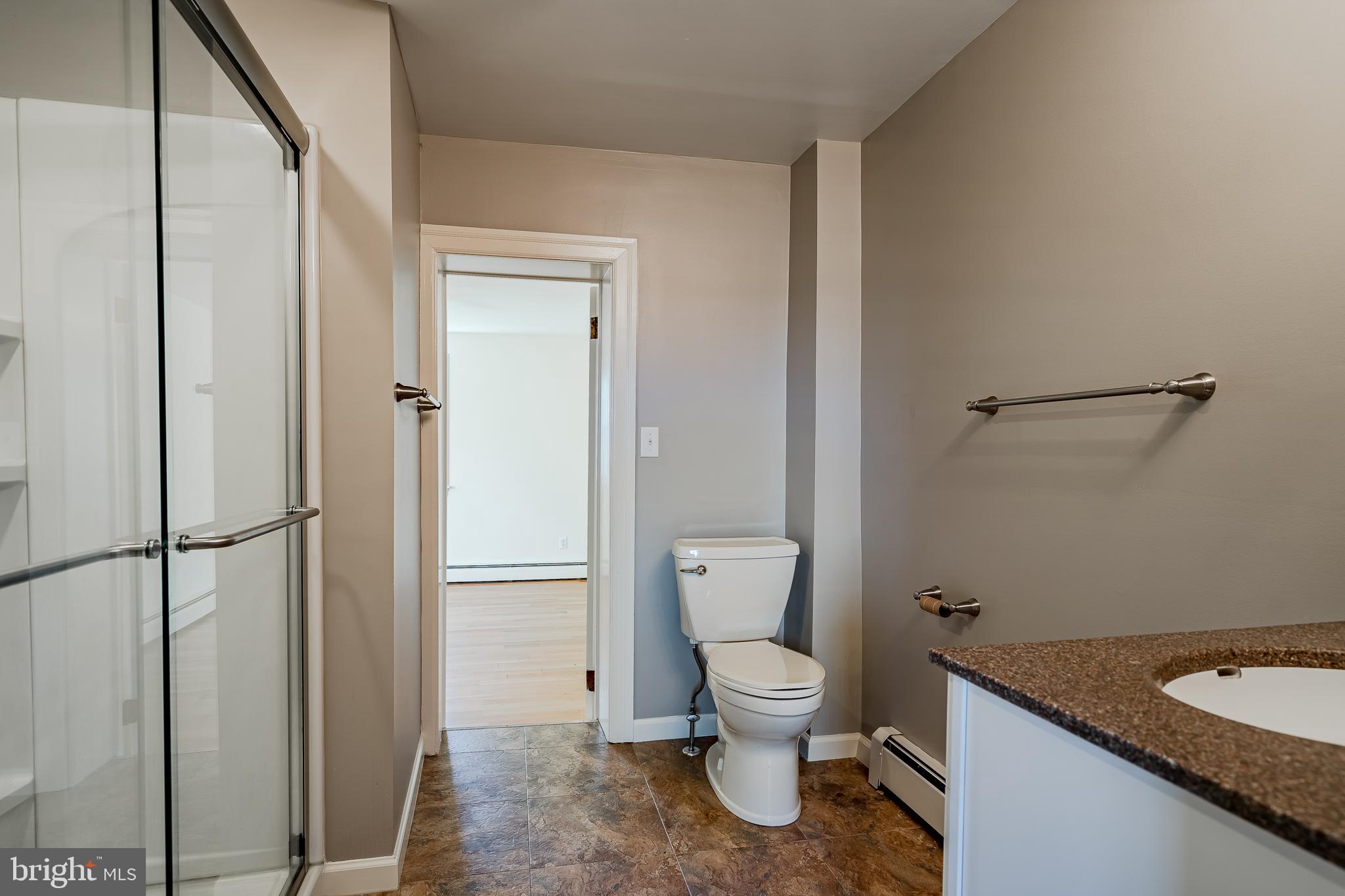 HUNT COUNTRY - Residential