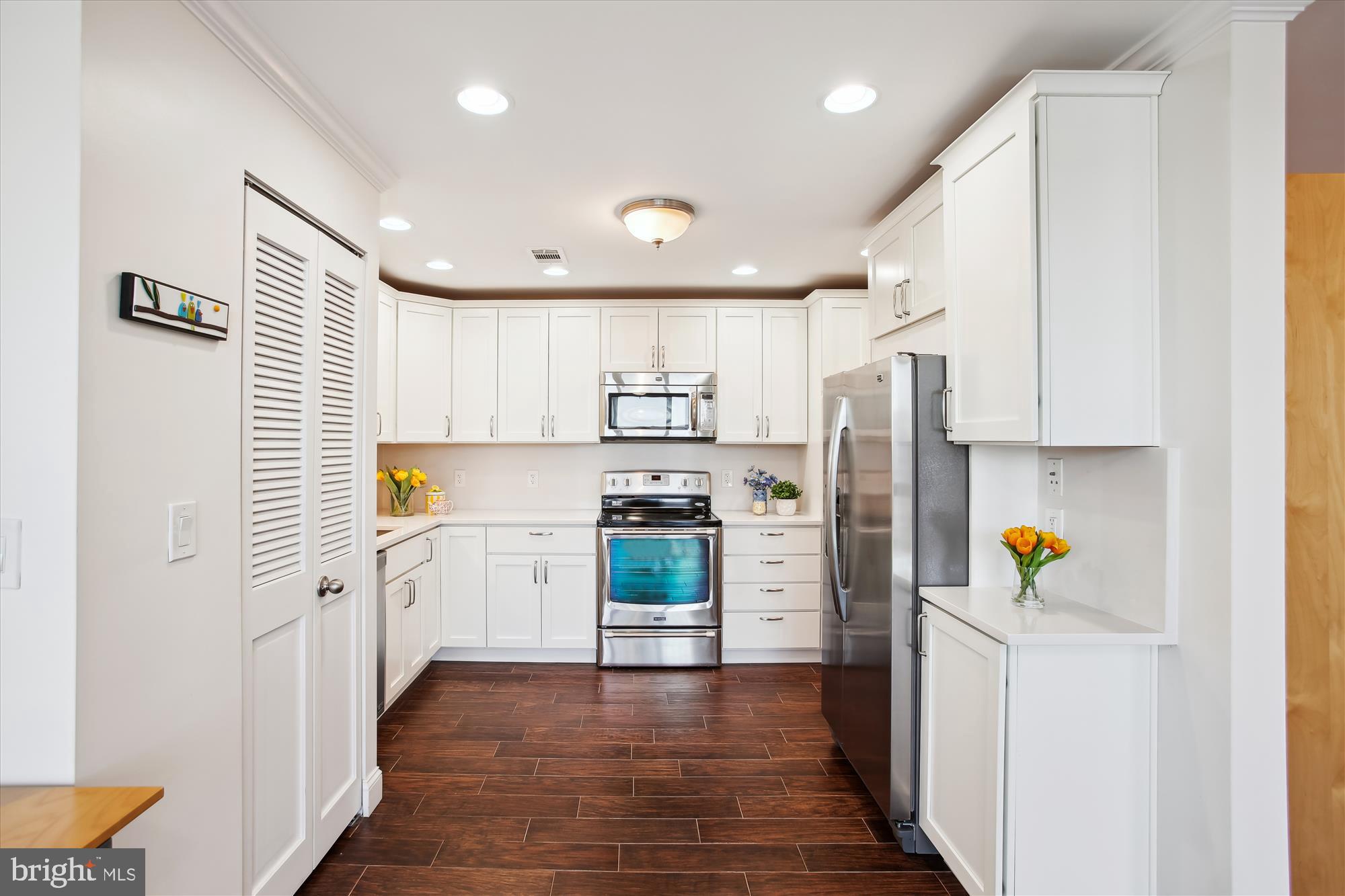 MCLEAN HOUSE - Residential