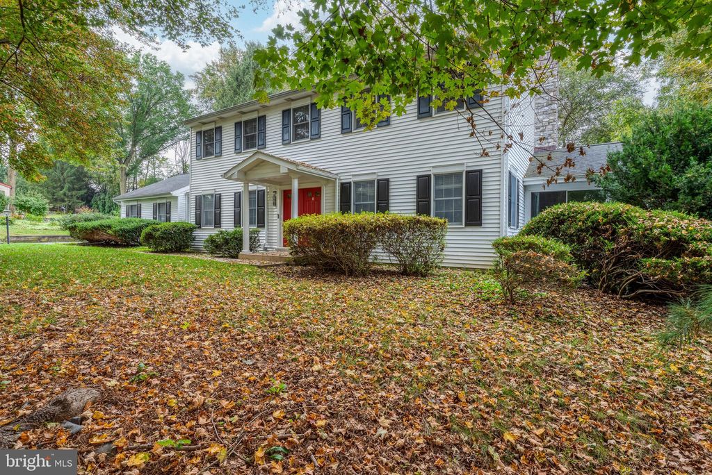 Photo of 118 Bentley Lane, LANCASTER, PA 17603 (MLS # PALA2077344)